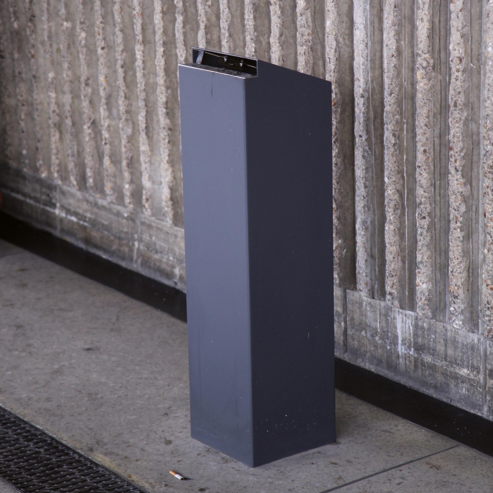 Display product crystal | Ashtray from manufacturer mmcité