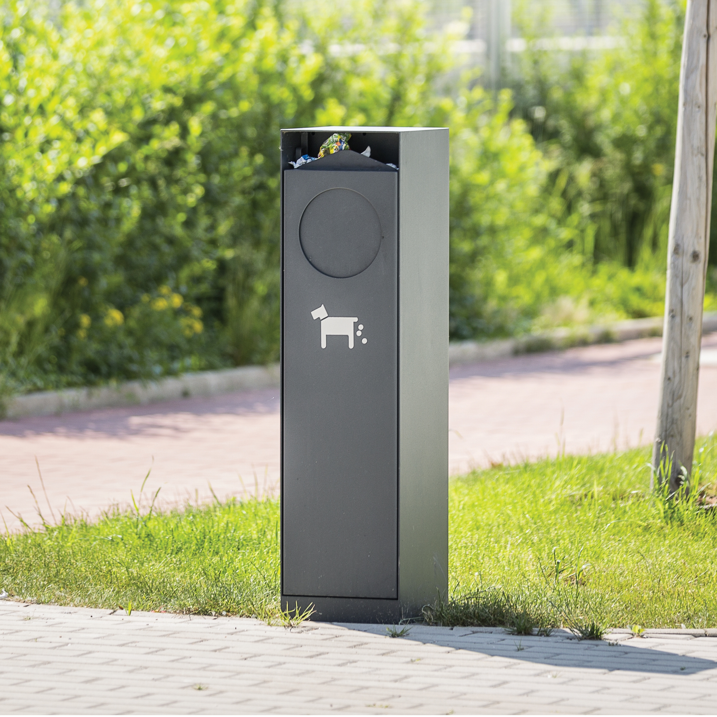 crystal | Special litter bin for dog excrements