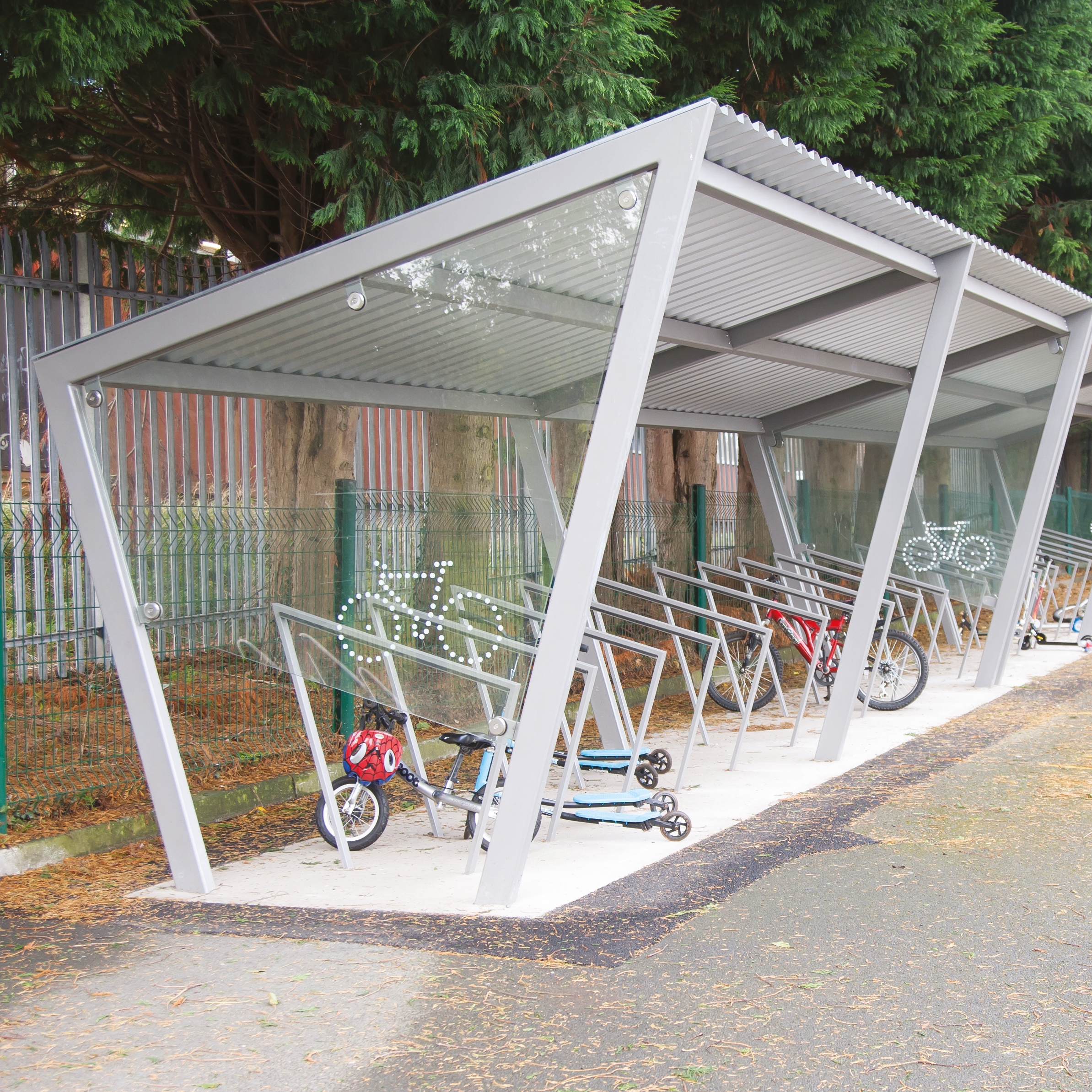 Display product edge | Bicycle shelter from manufacturer mmcité
