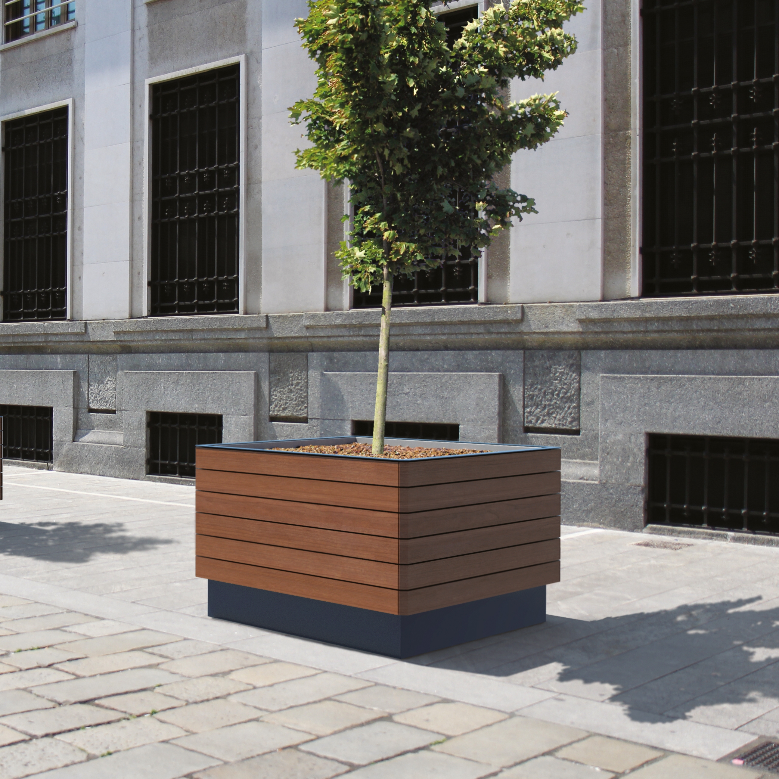 květa | Planter