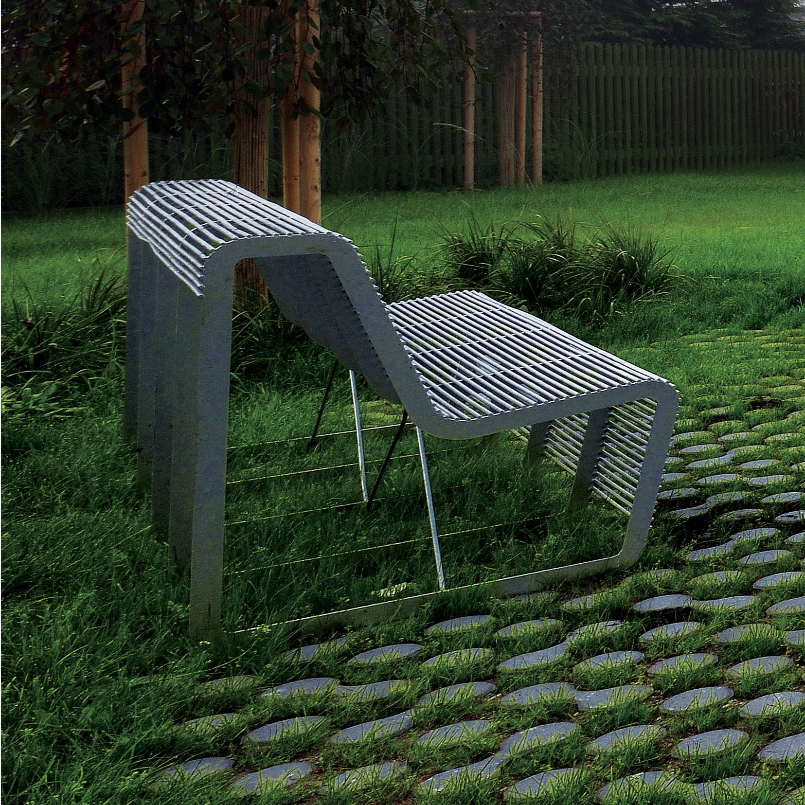 limpido | Park bench