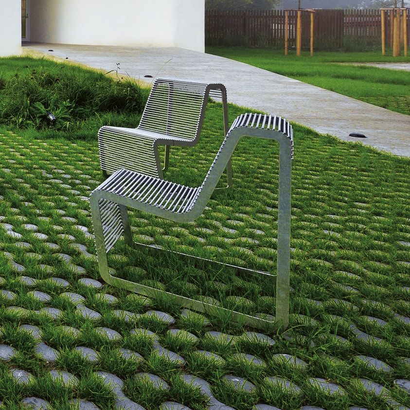 limpido | Park bench