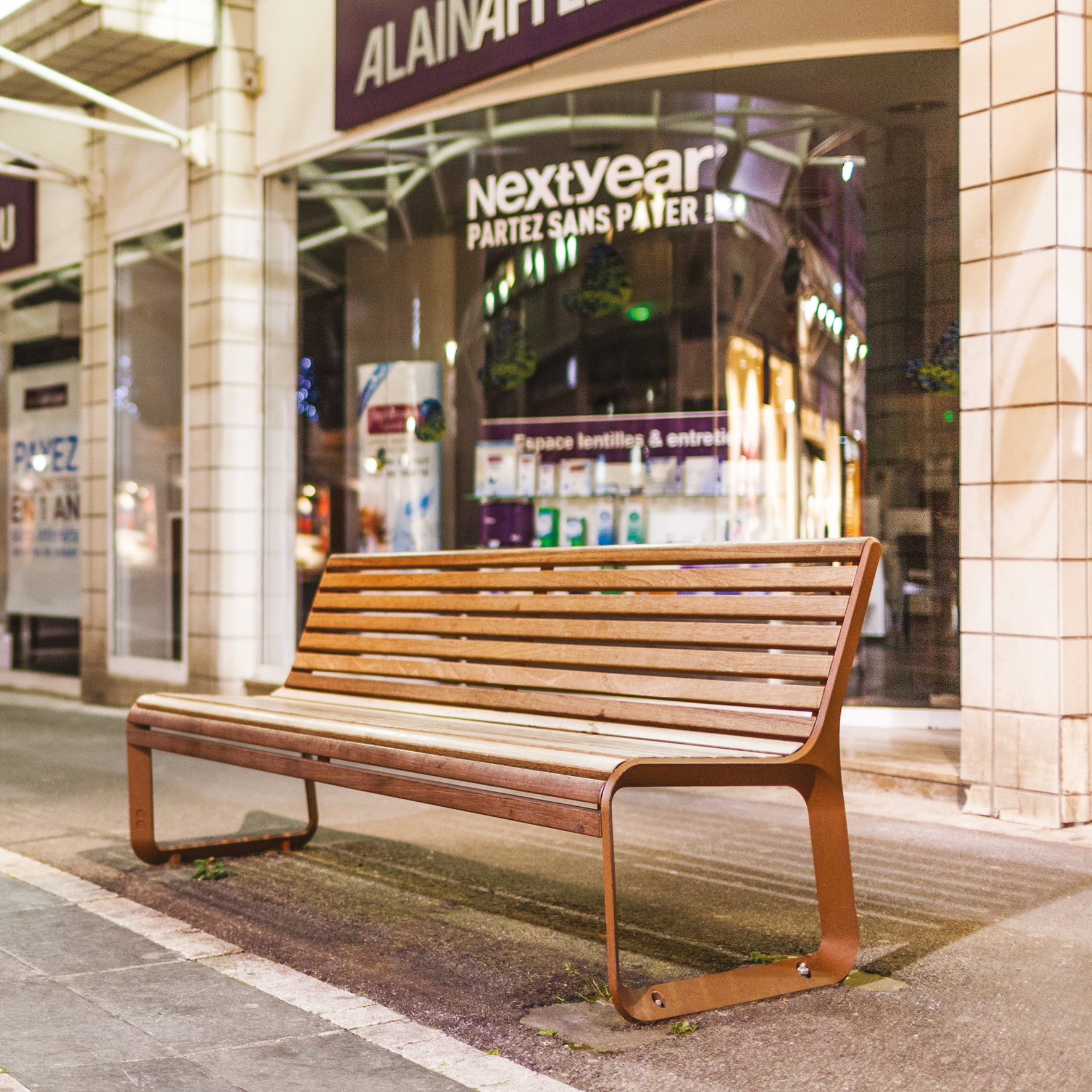 portiqoa | Park bench with backrest