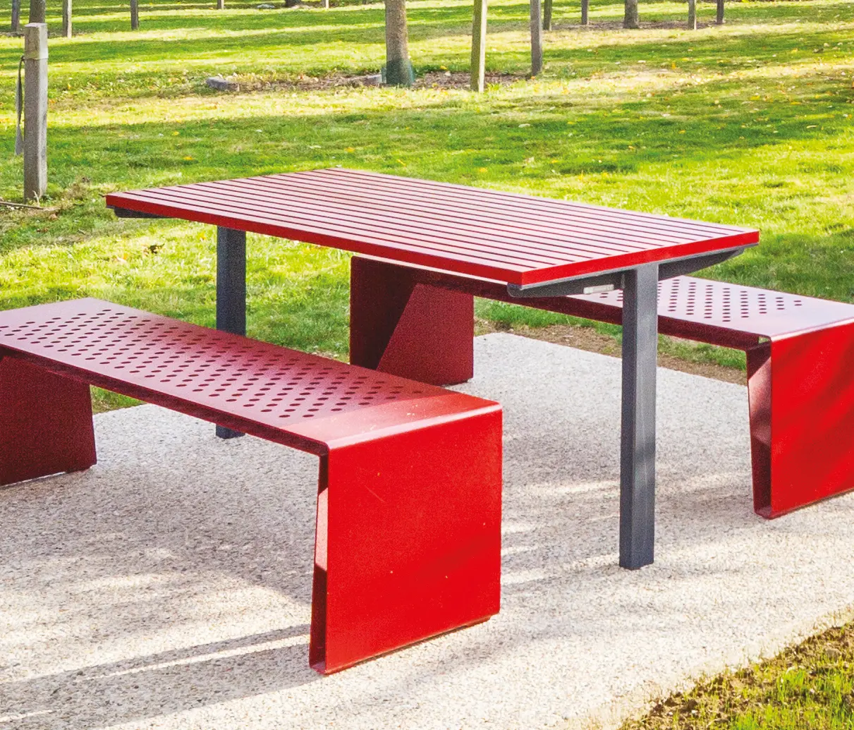 mmcité - tably | Rectangular table