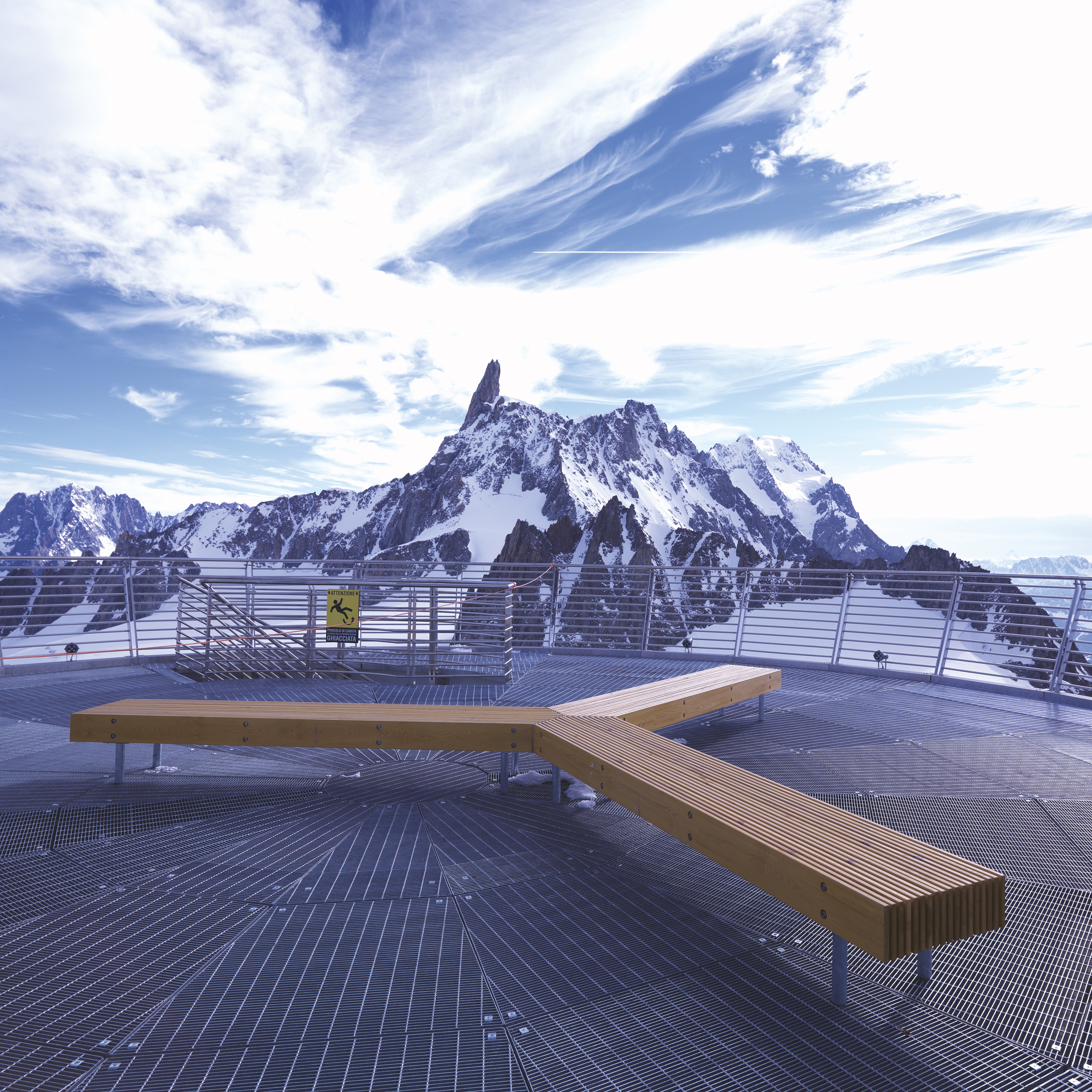 Display product woody | Park bench from manufacturer mmcité