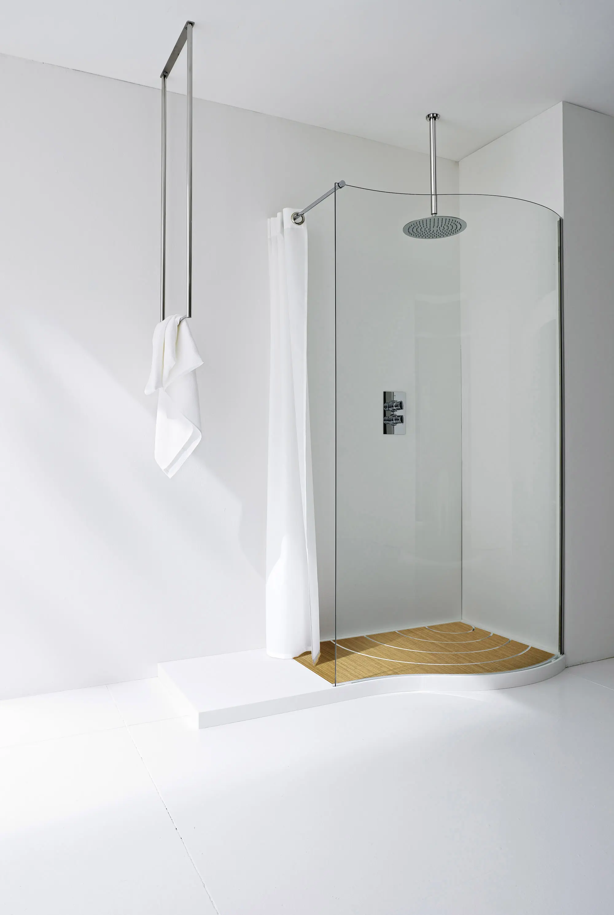 Rexa Design - Ceiling towel rail