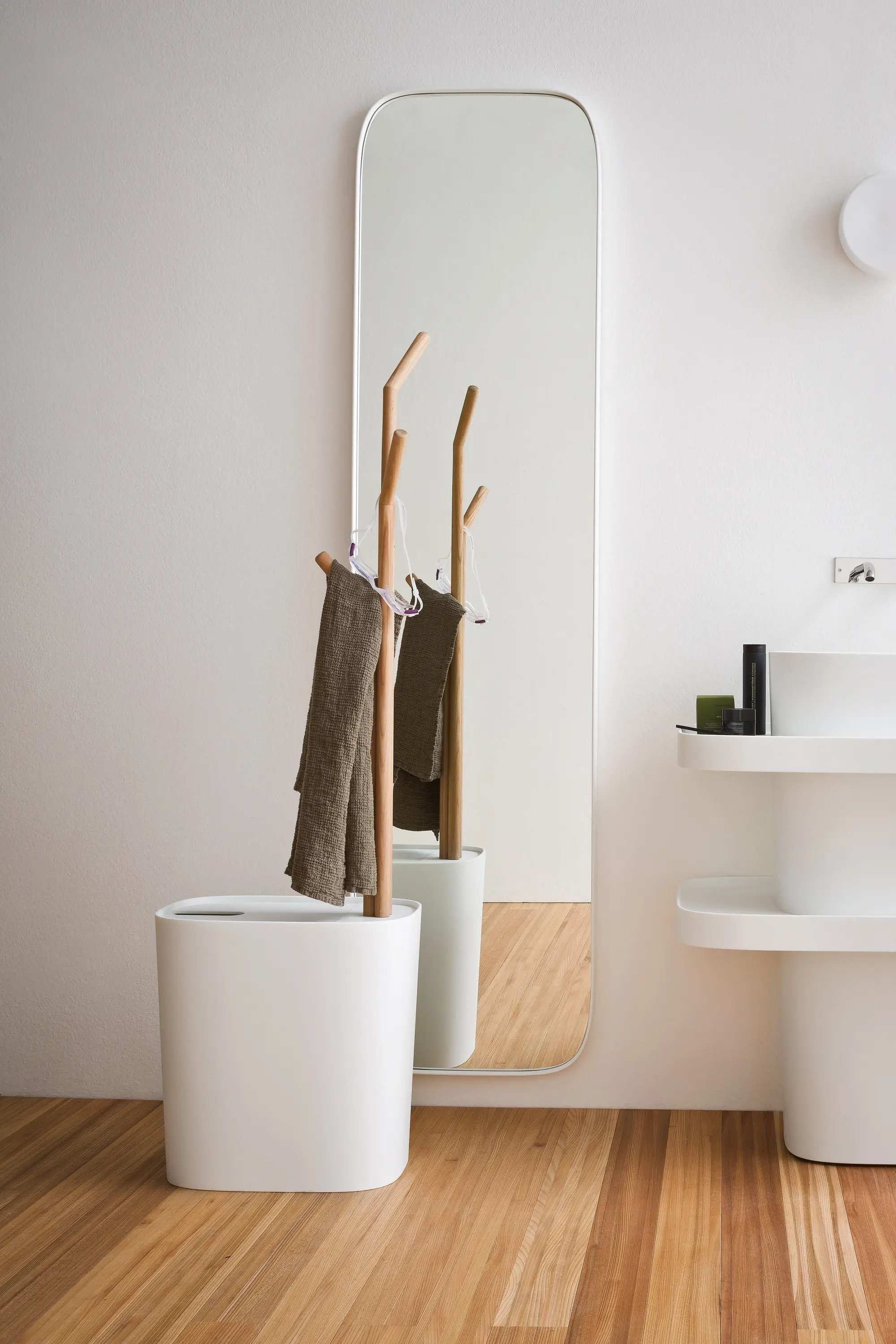 Rexa Design - Esperanto Mirror