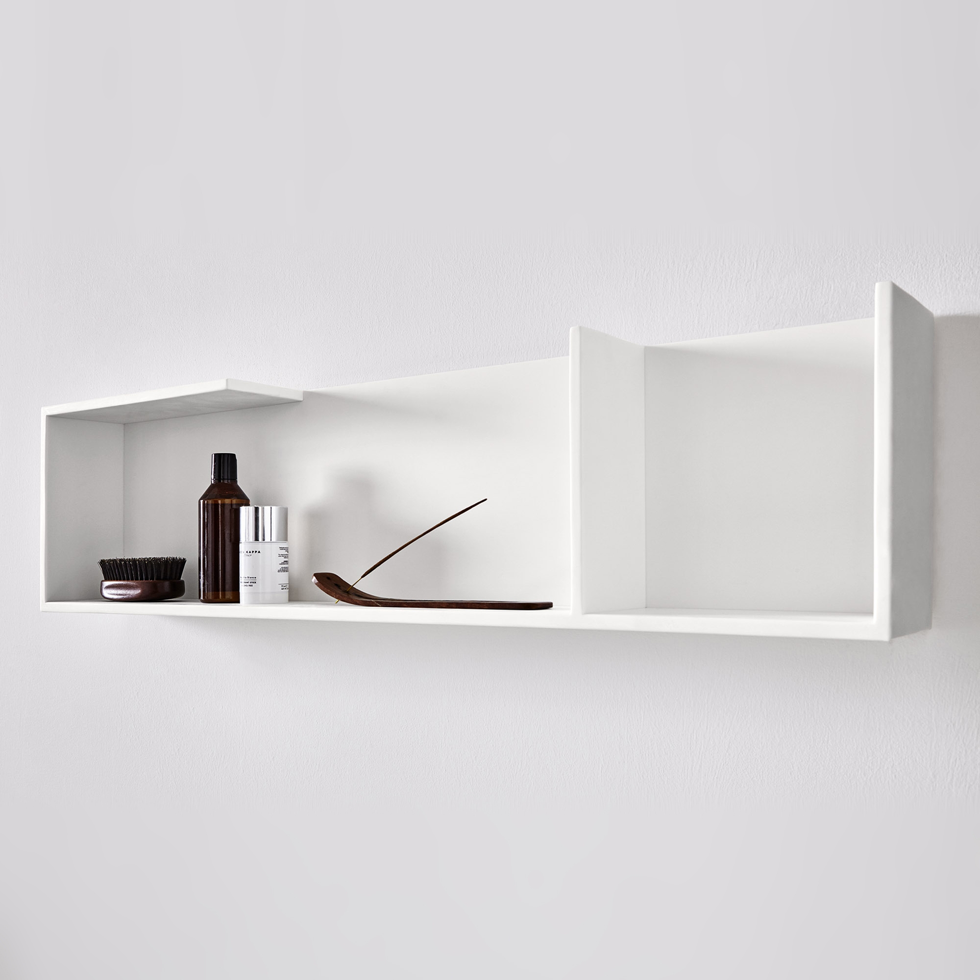 Produkt Unico Hängeschranke aus Corian des Herstellers Rexa Design anzeigen