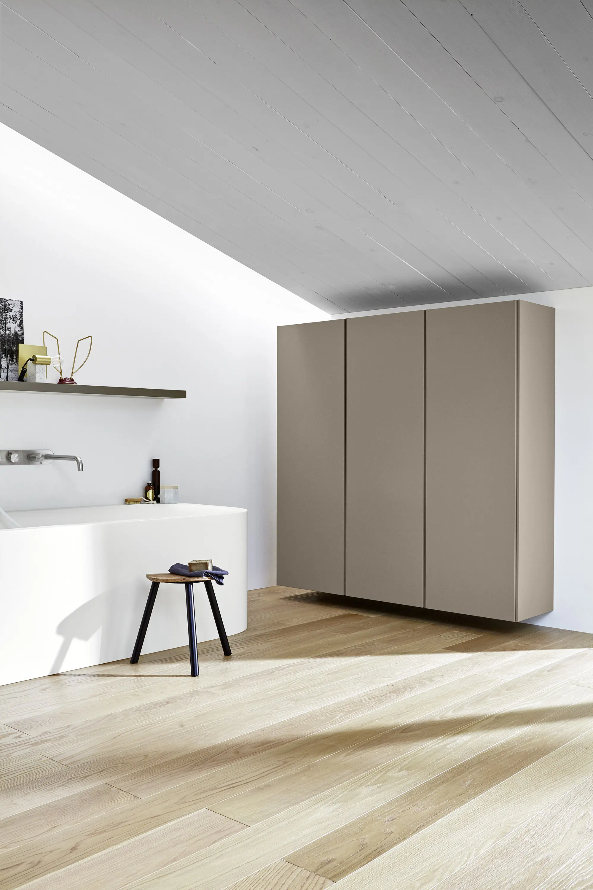Rexa Design - R1
