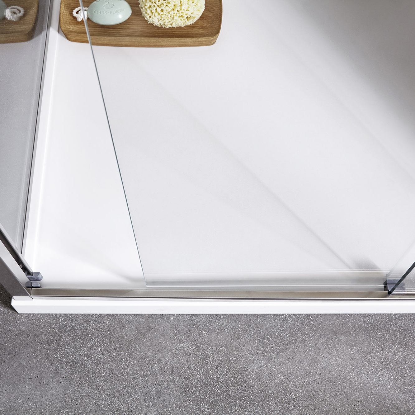 Display product R1 from manufacturer Rexa Design