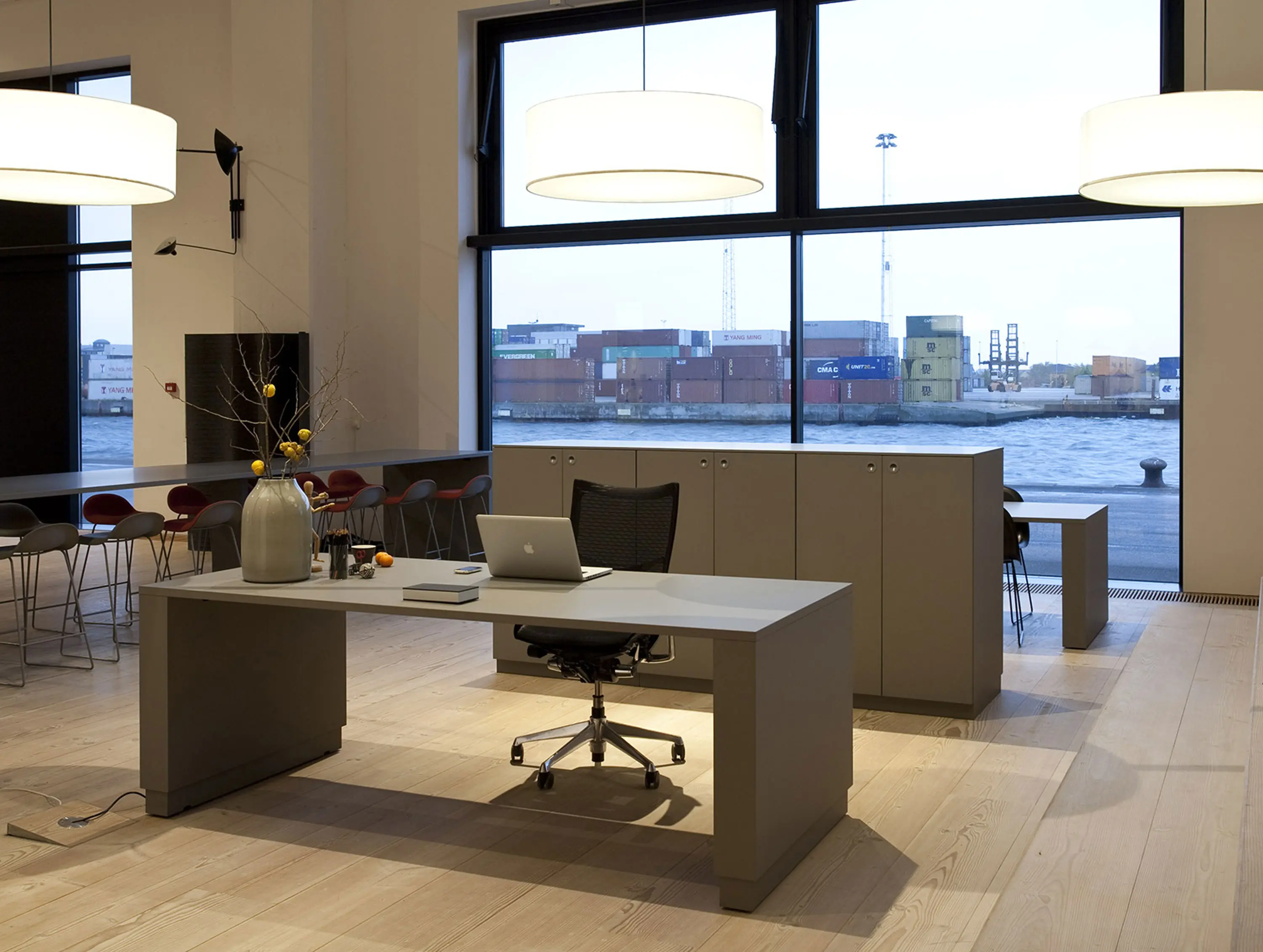 Embacco Lighting - FAB 110 white