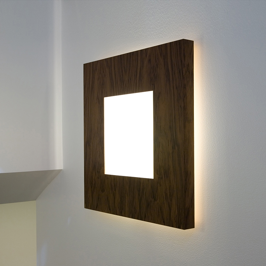 Afficher le produit O Size Walnut du fabricant Embacco Lighting