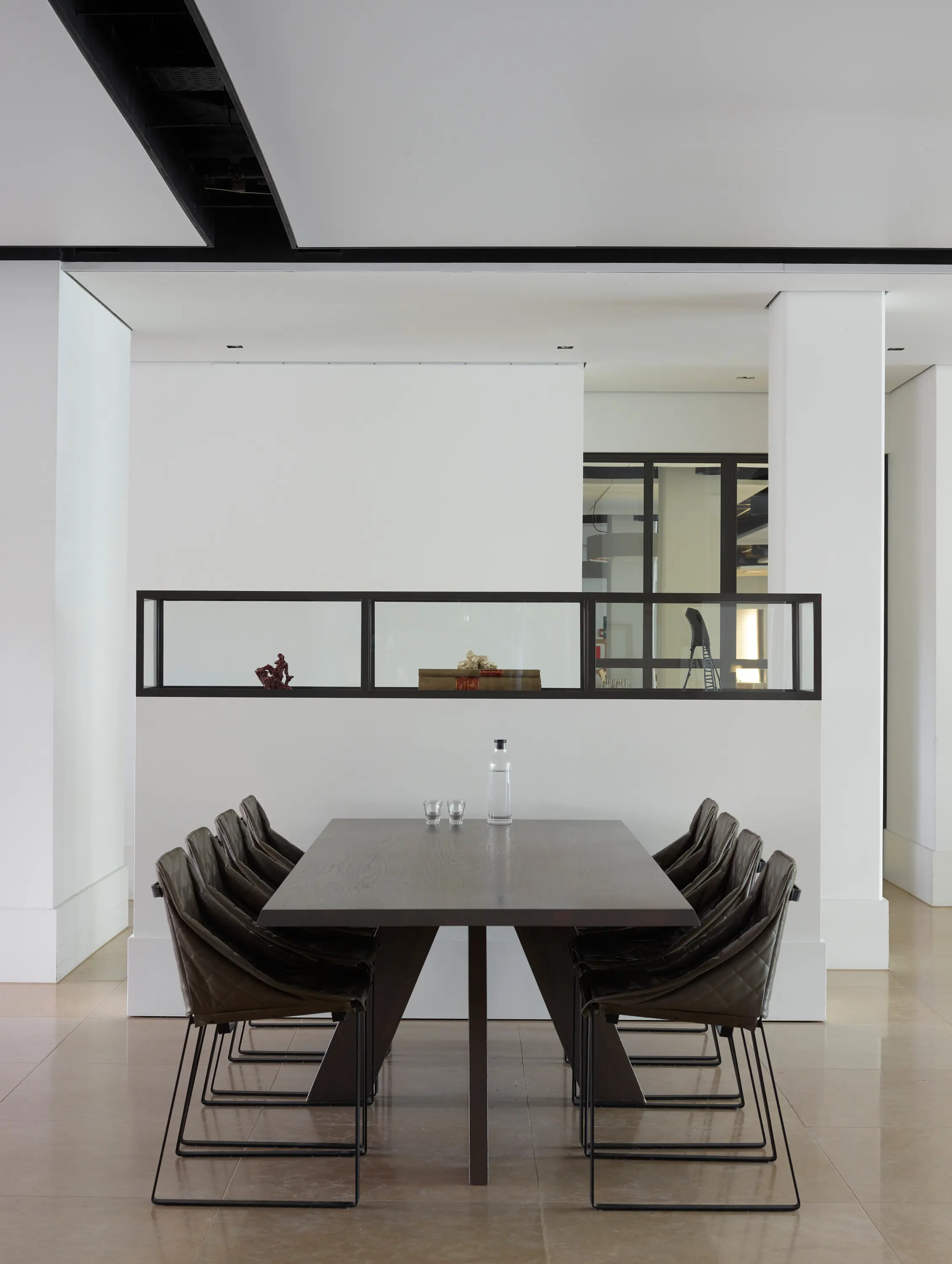 Piet Boon - IDS Table Round
