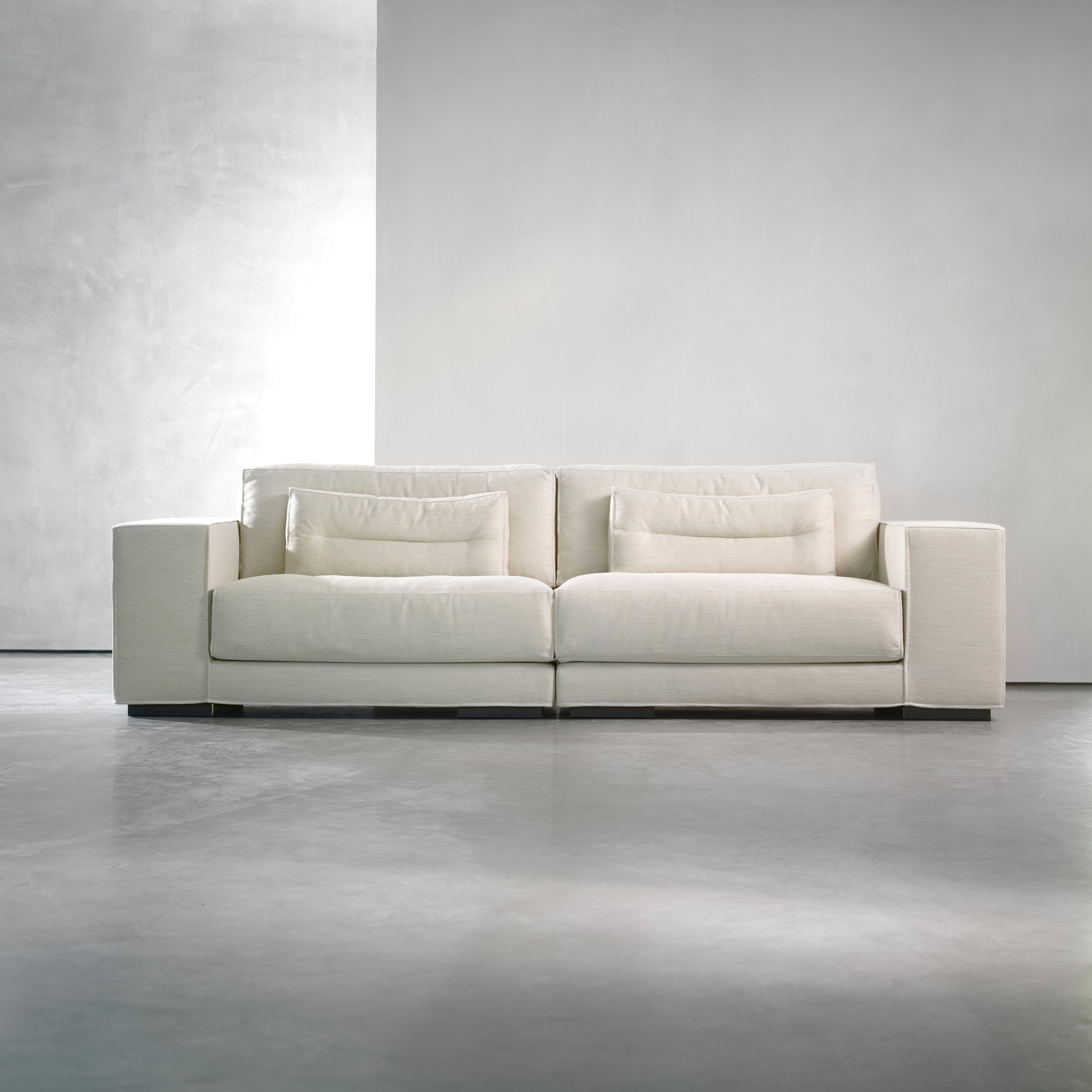 Display product DIEKE Sofa from manufacturer Piet Boon