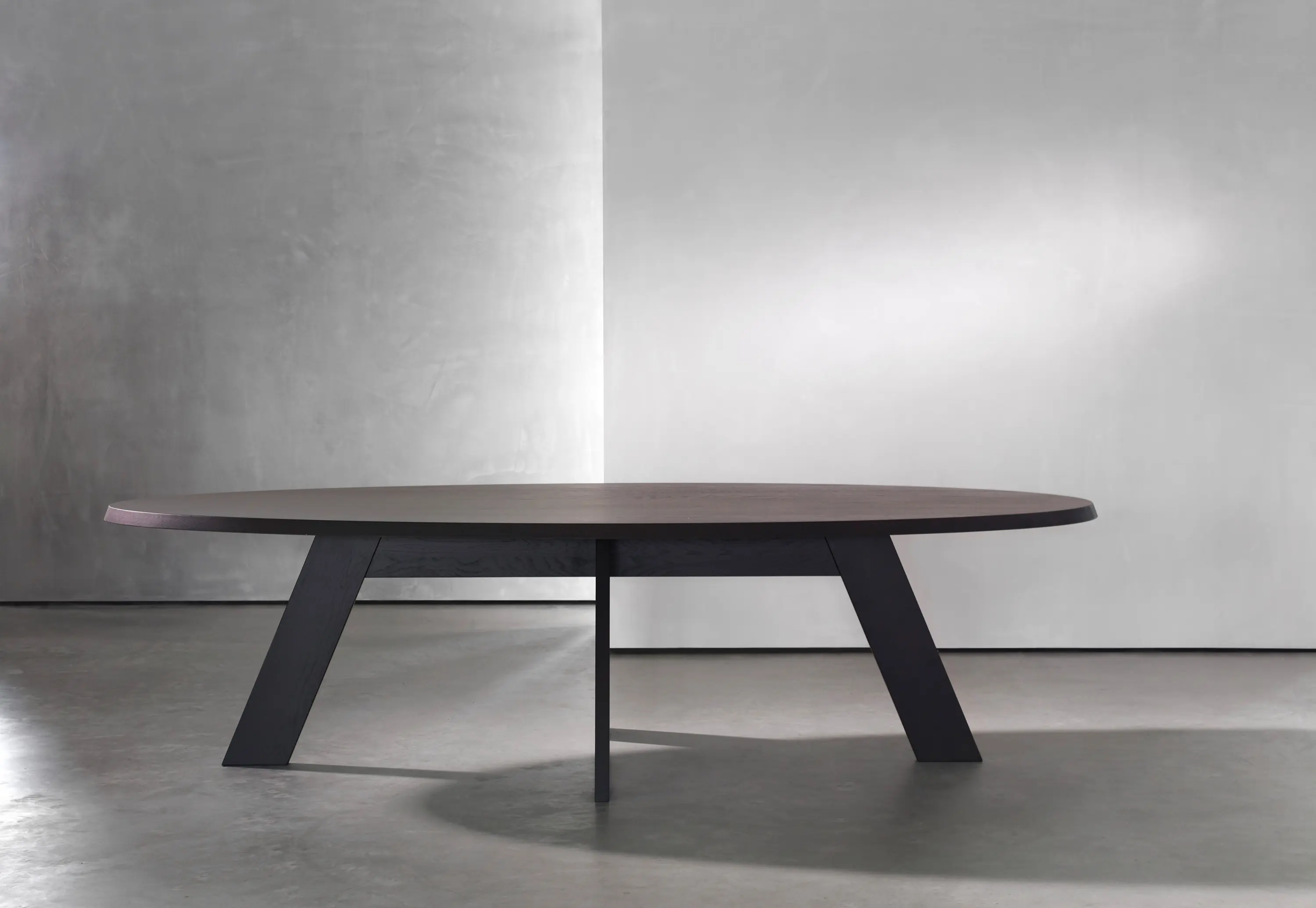 Piet Boon - IDS Table Oval