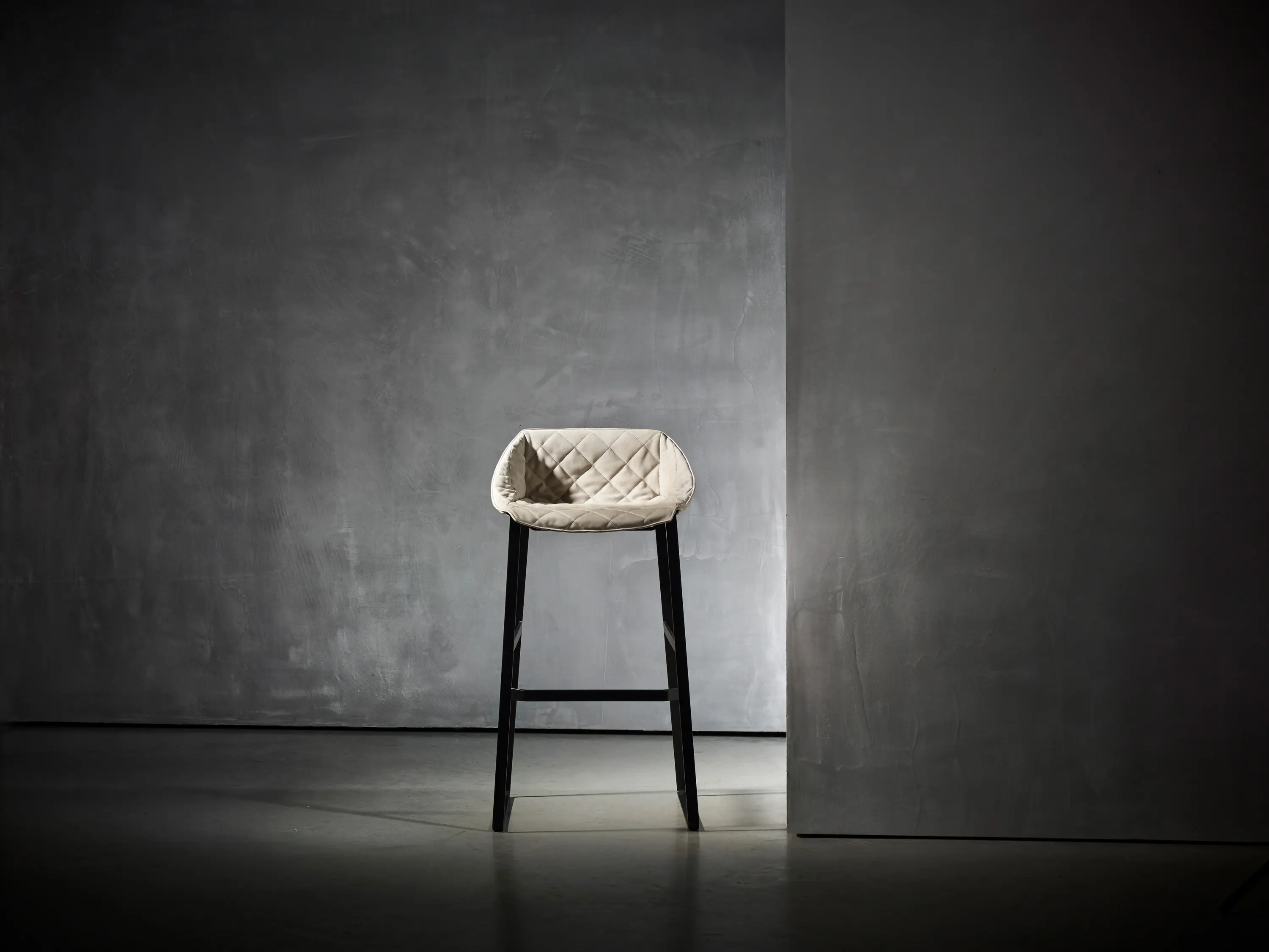 Piet Boon - KEKKE Stool