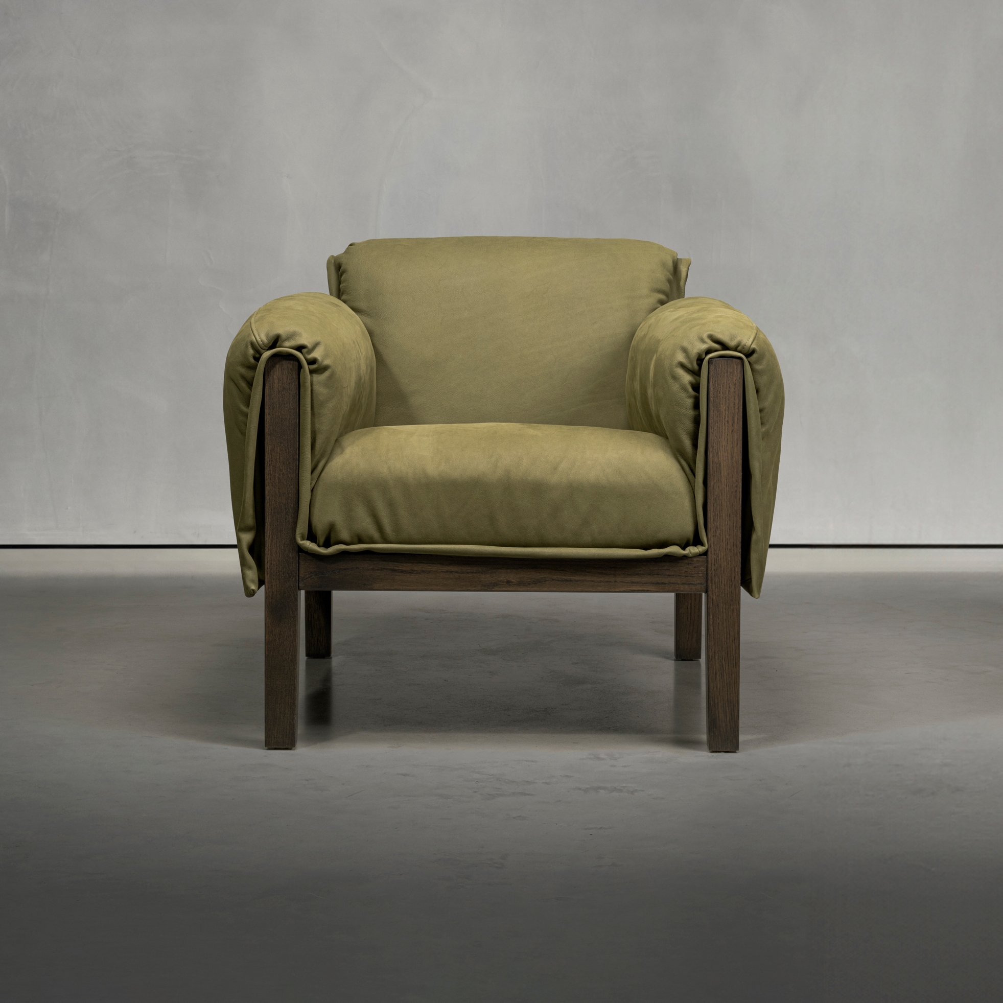 Mostra il prodotto KENT Armchair del produttore Piet Boon