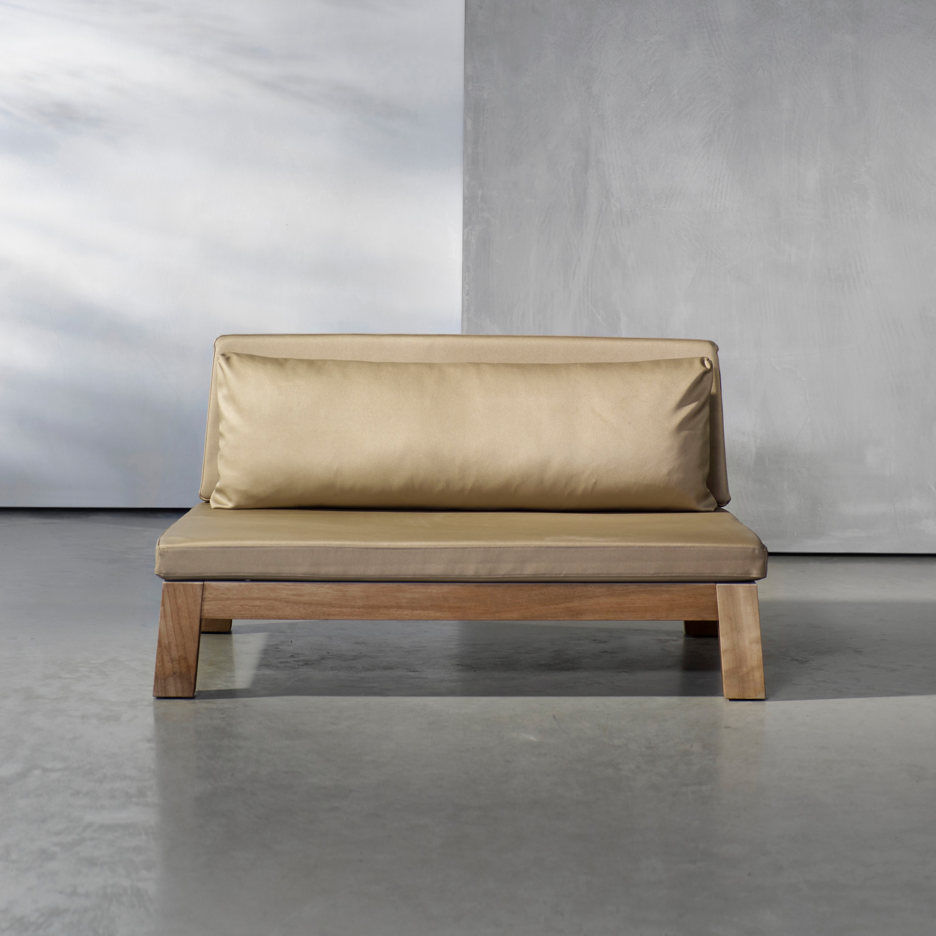 Display product GIJS Loveseat from manufacturer Piet Boon