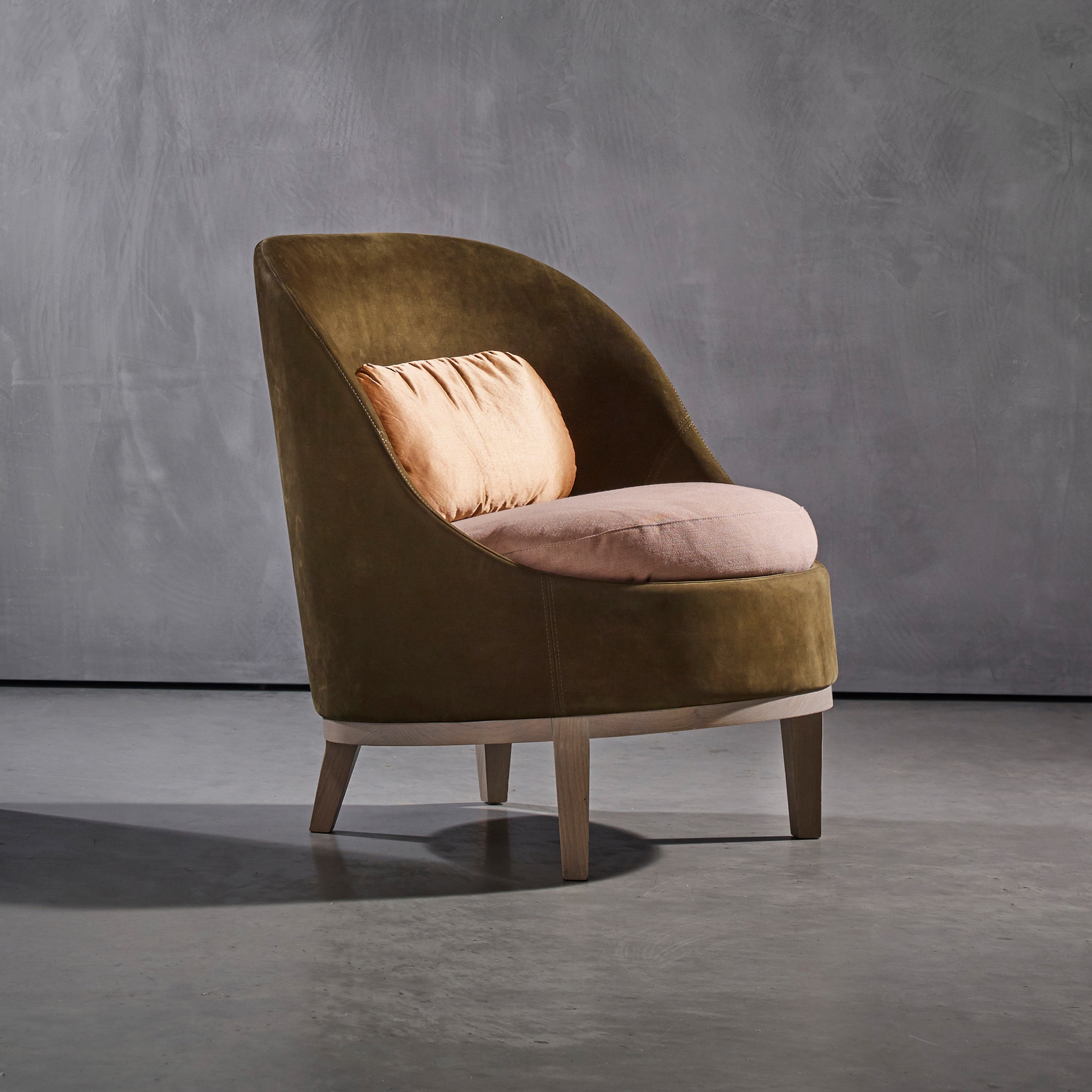 BELLE Armchair