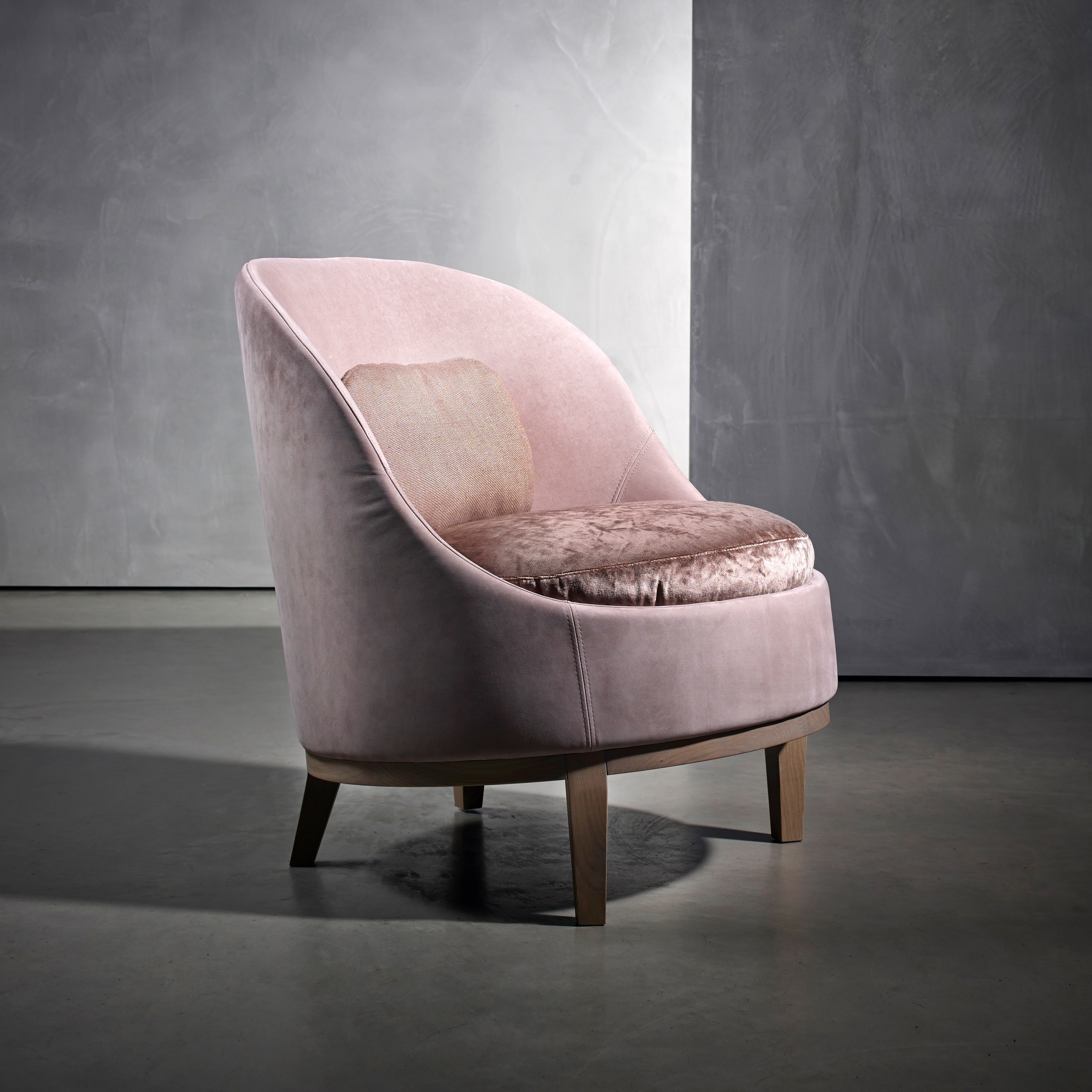 BELLE Armchair