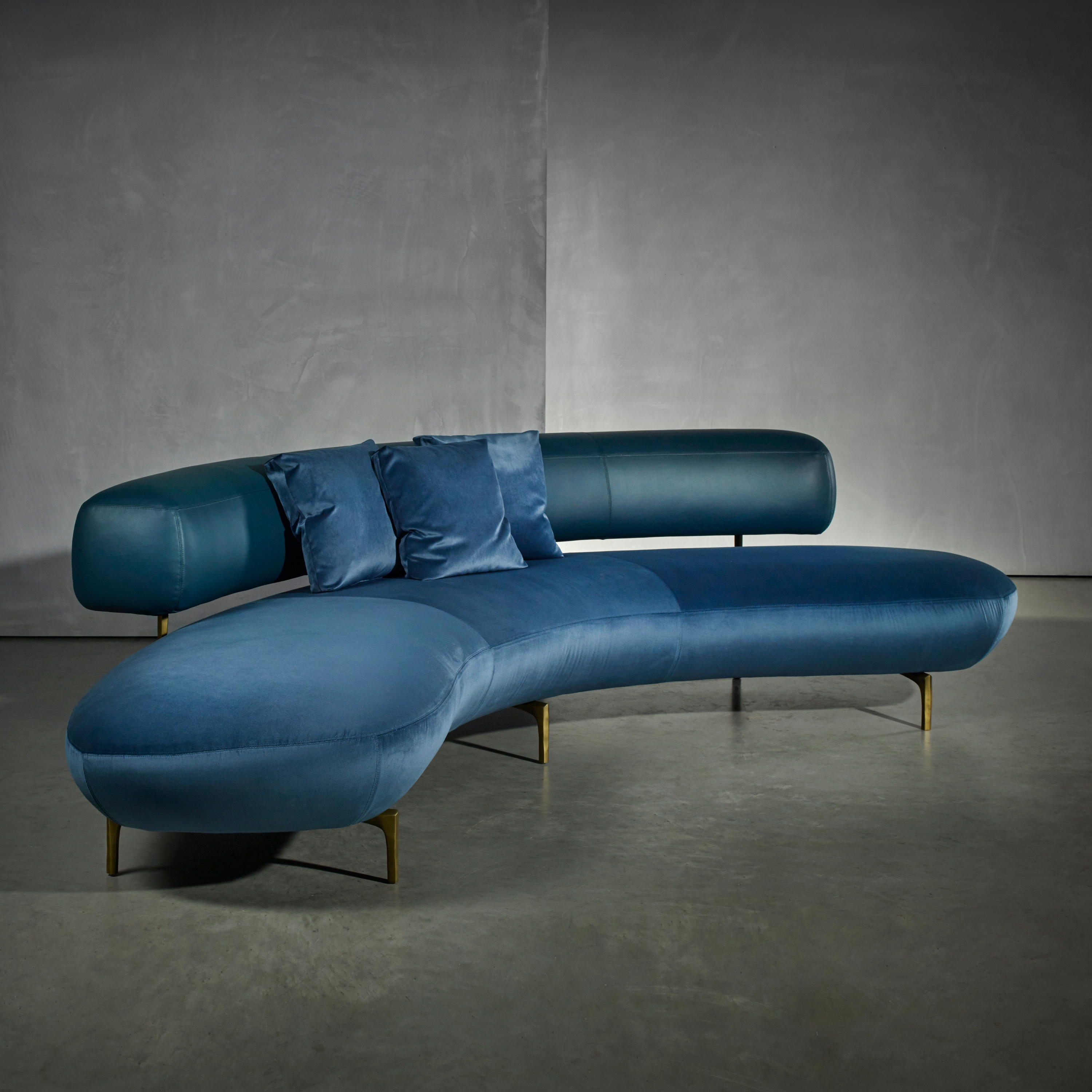 Display product ELLA Sofa from manufacturer Piet Boon