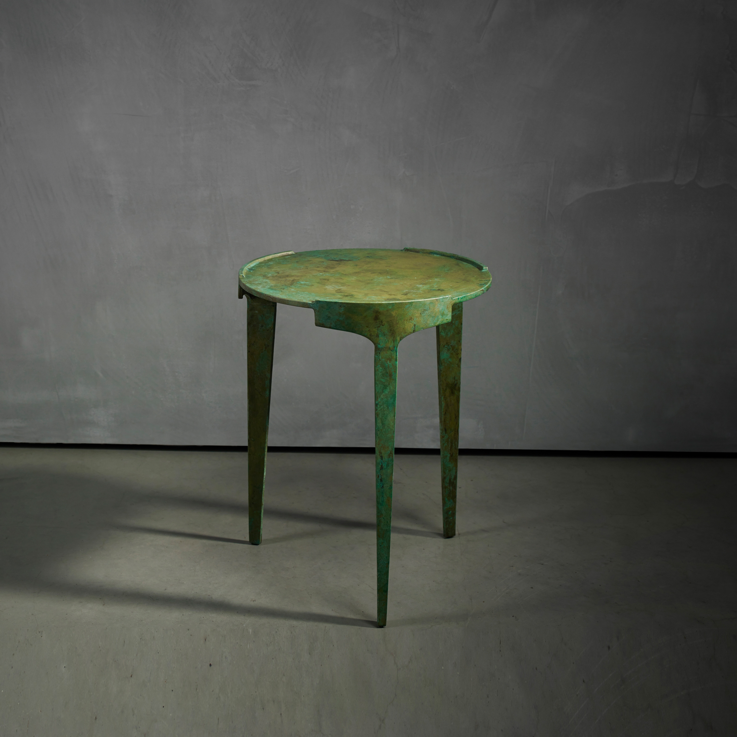 Afficher le produit HERO Side Table du fabricant Piet Boon