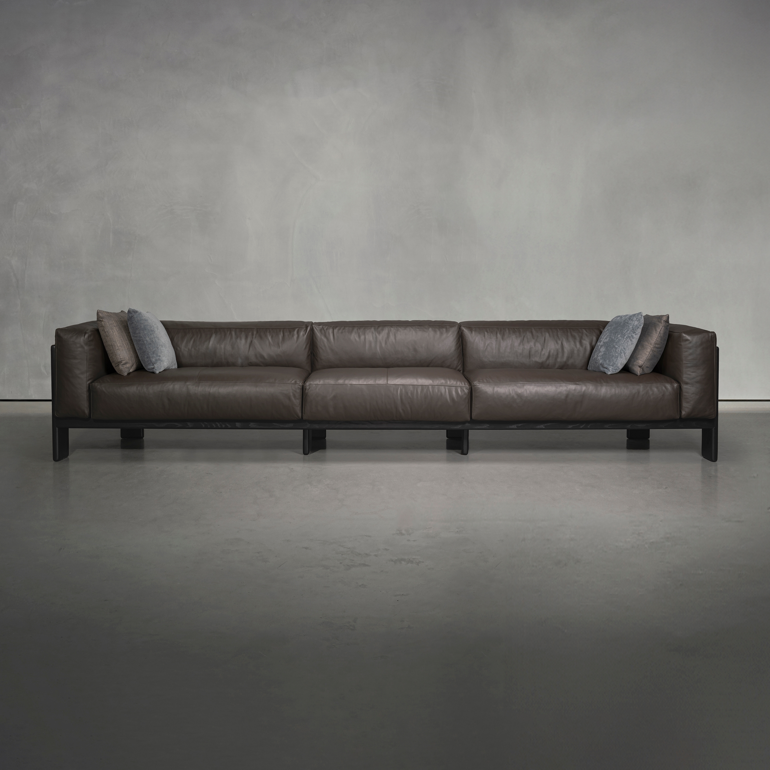 Mostrar el producto TOMI dining sofa del fabricante Piet Boon