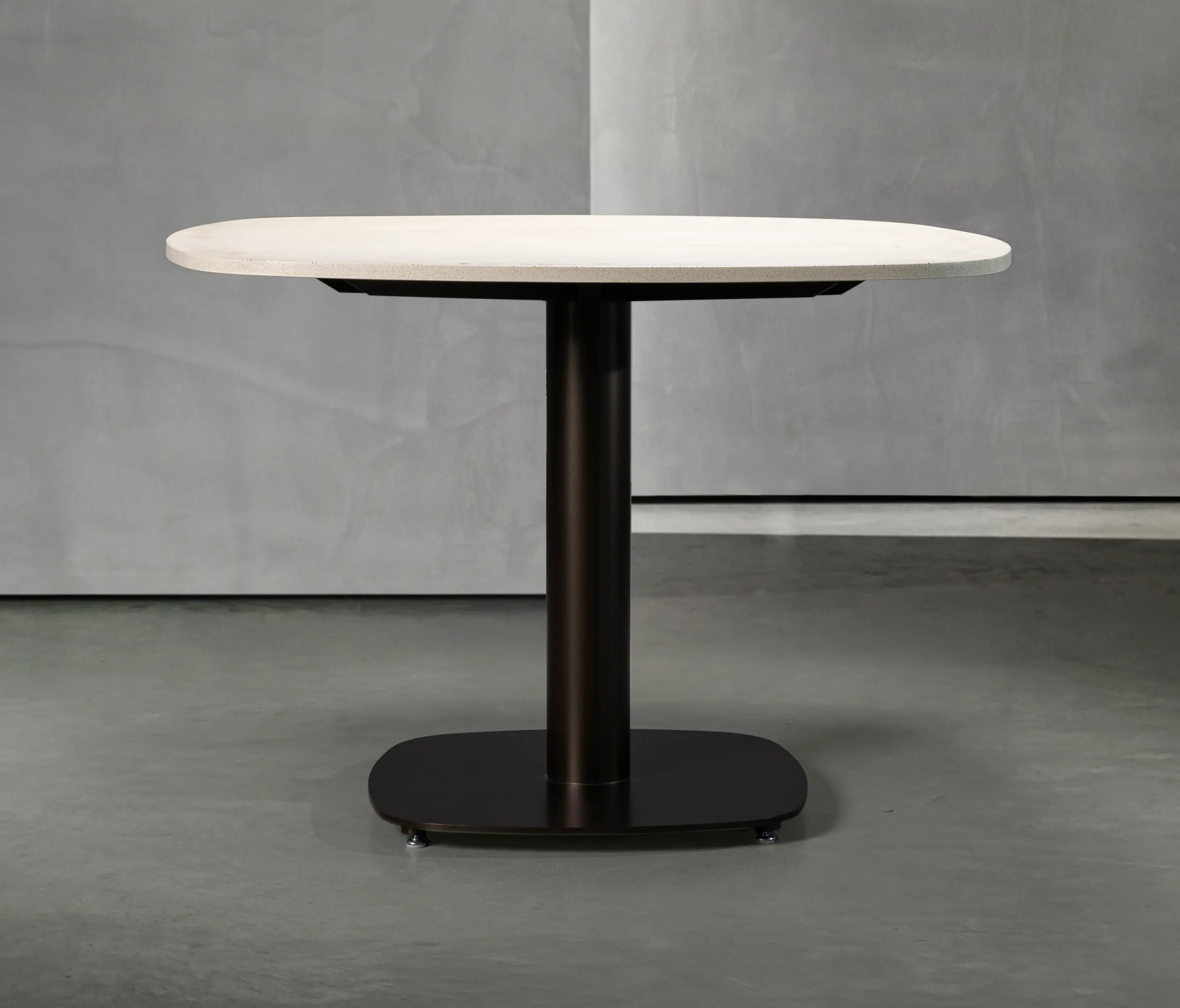 Piet Boon - KEKKE Outdoor Dining Table