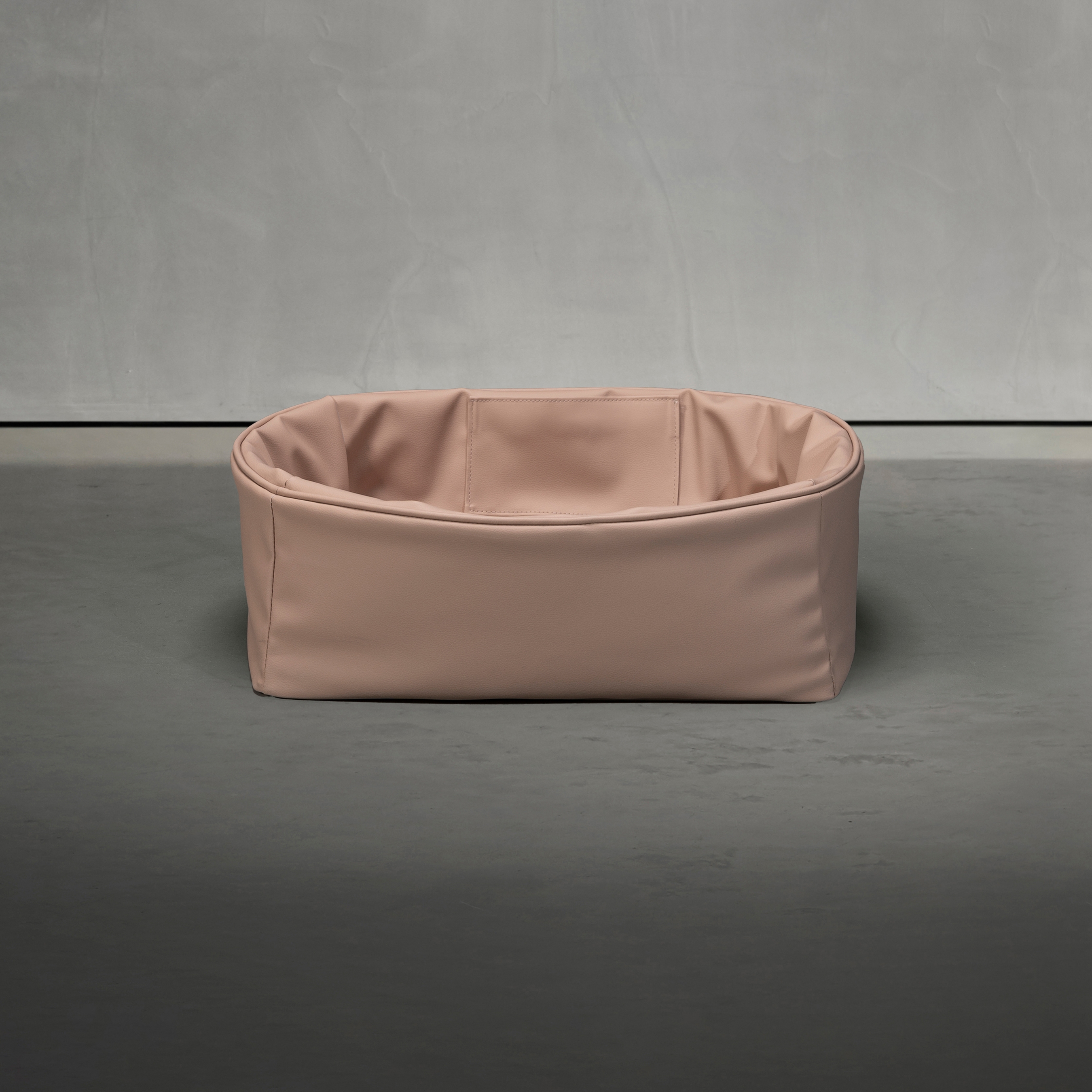 RAF Outdoor Basket