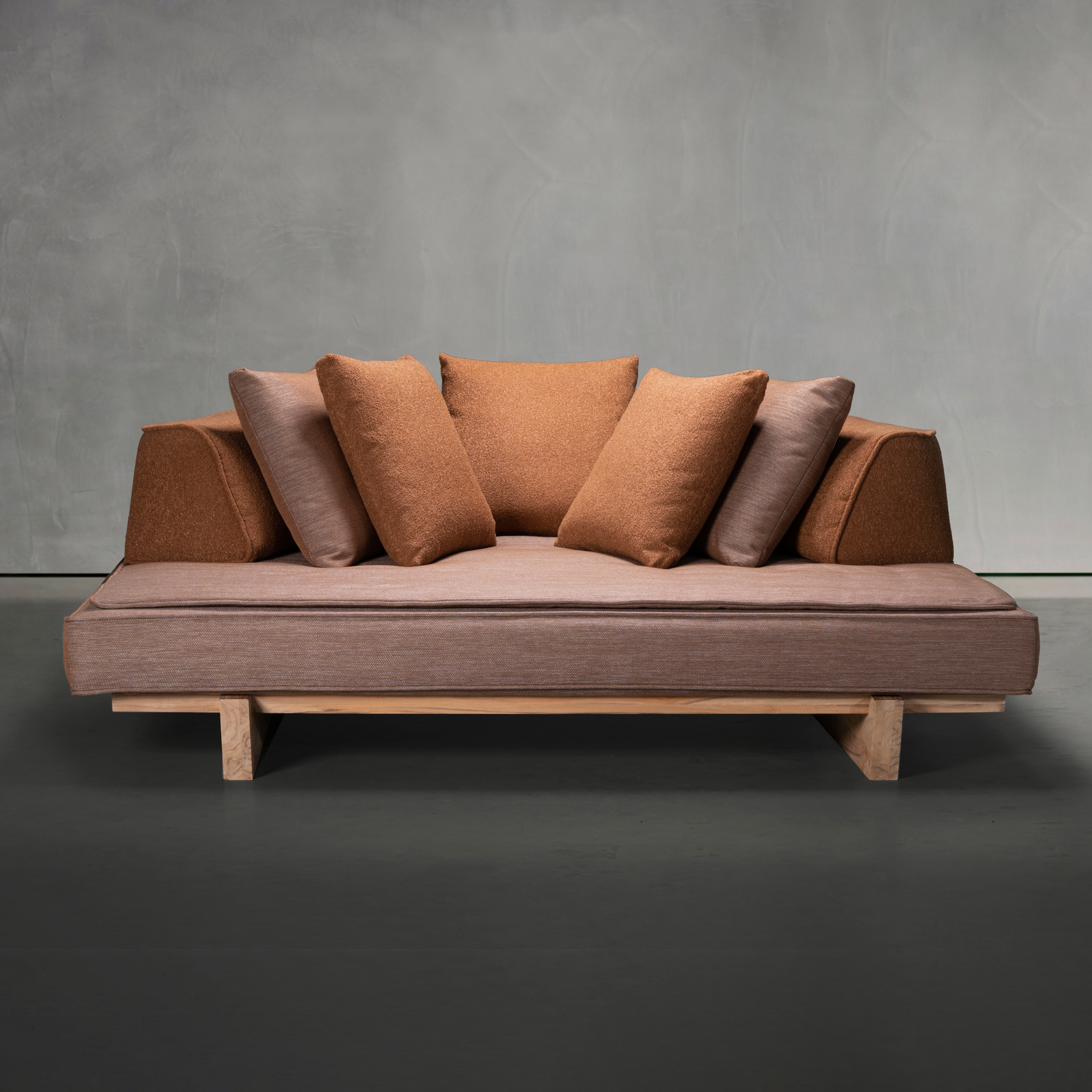 Display product RAF Outdoor Double Daybed from manufacturer Piet Boon