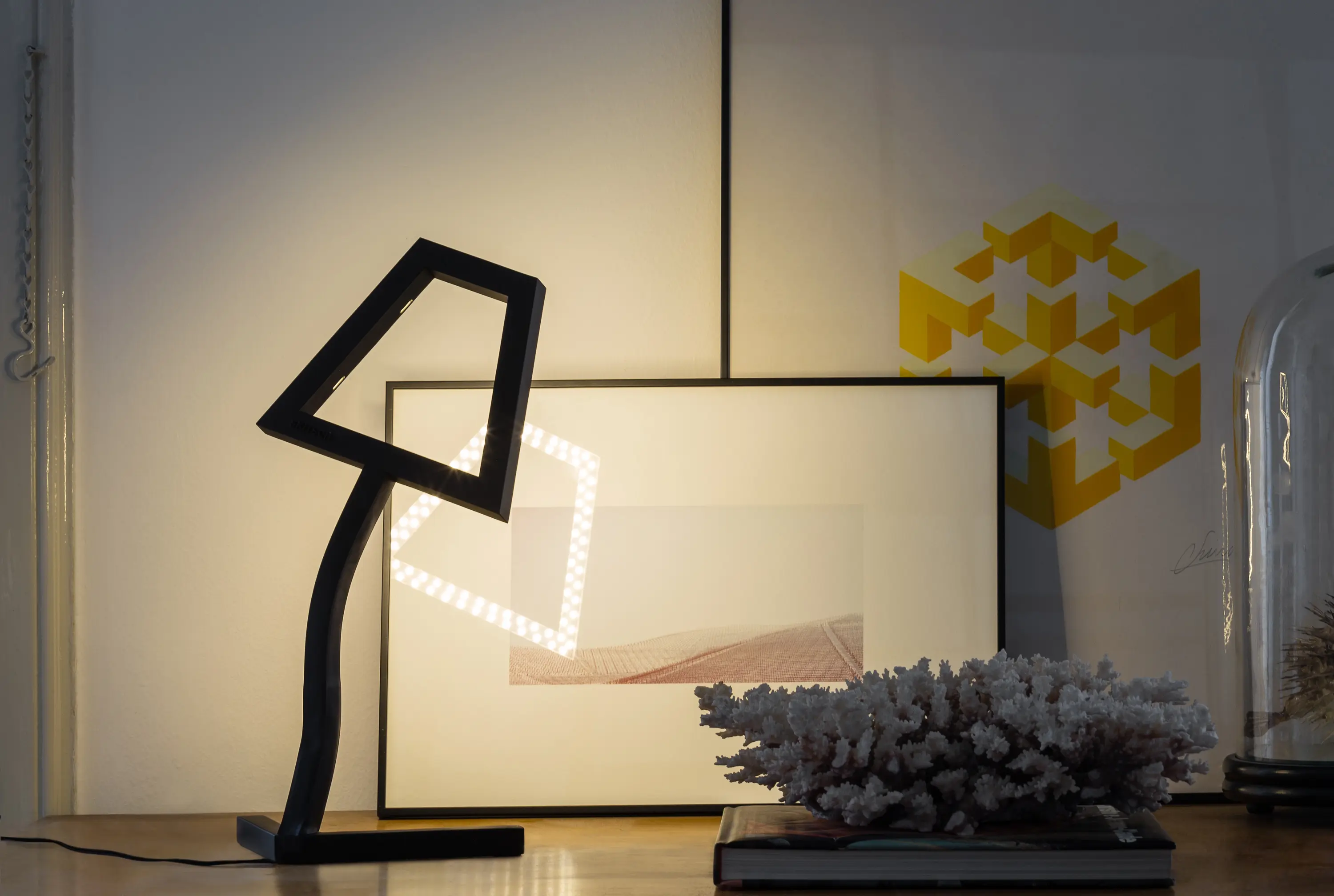 Skitsch by Hub Design - 2D LED Floor Lamp
