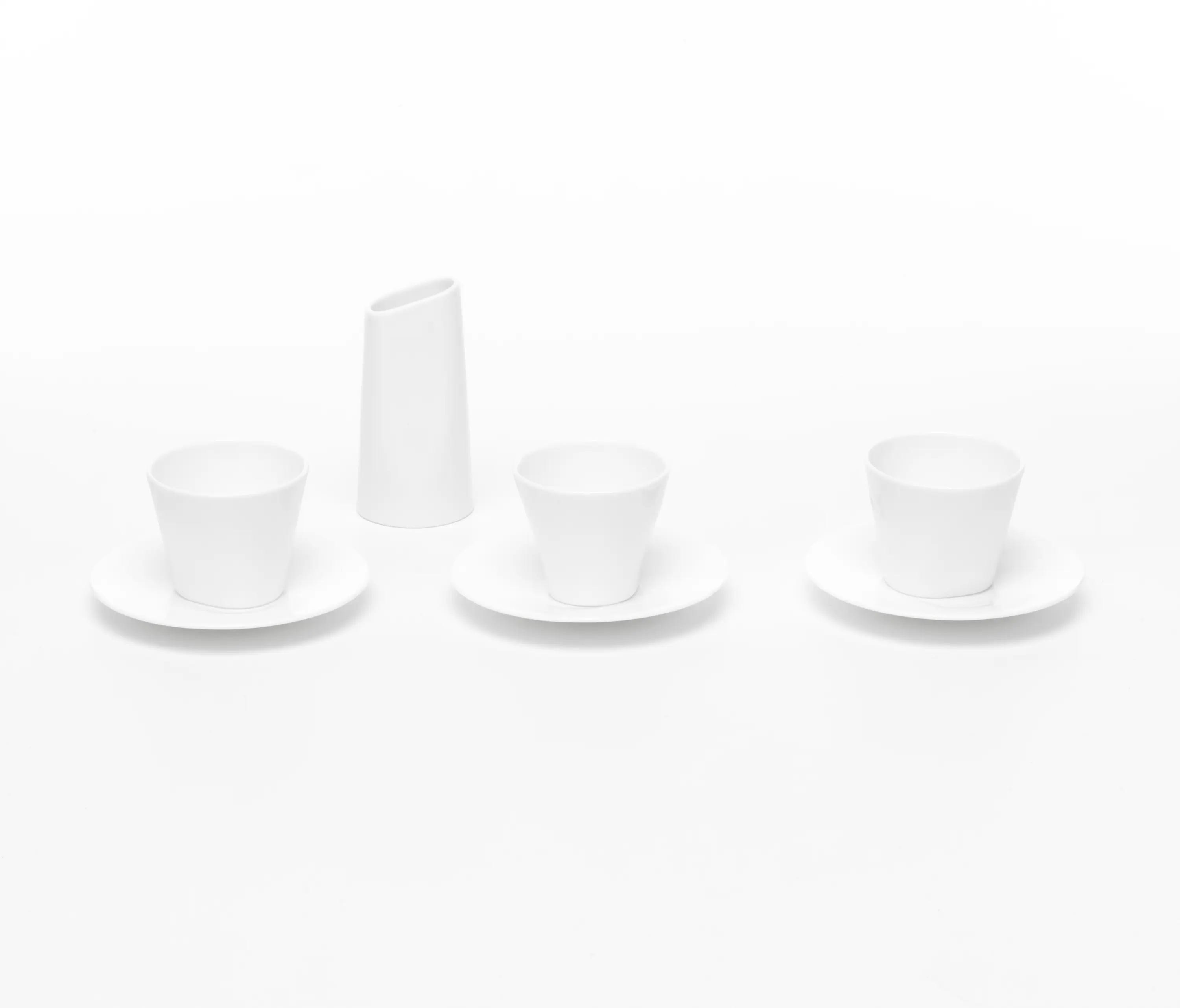 Skitsch by Hub Design - Arena | Milk Jug