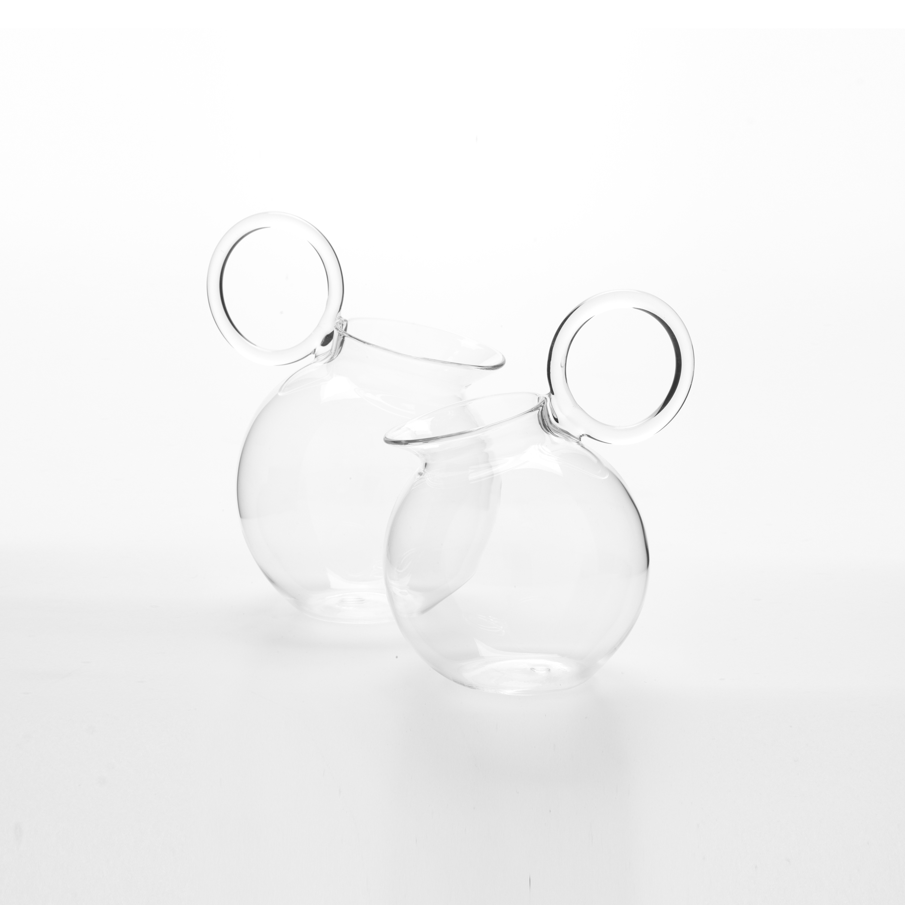 Display product Tracy | carafe from manufacturer Skitsch by Hub Design