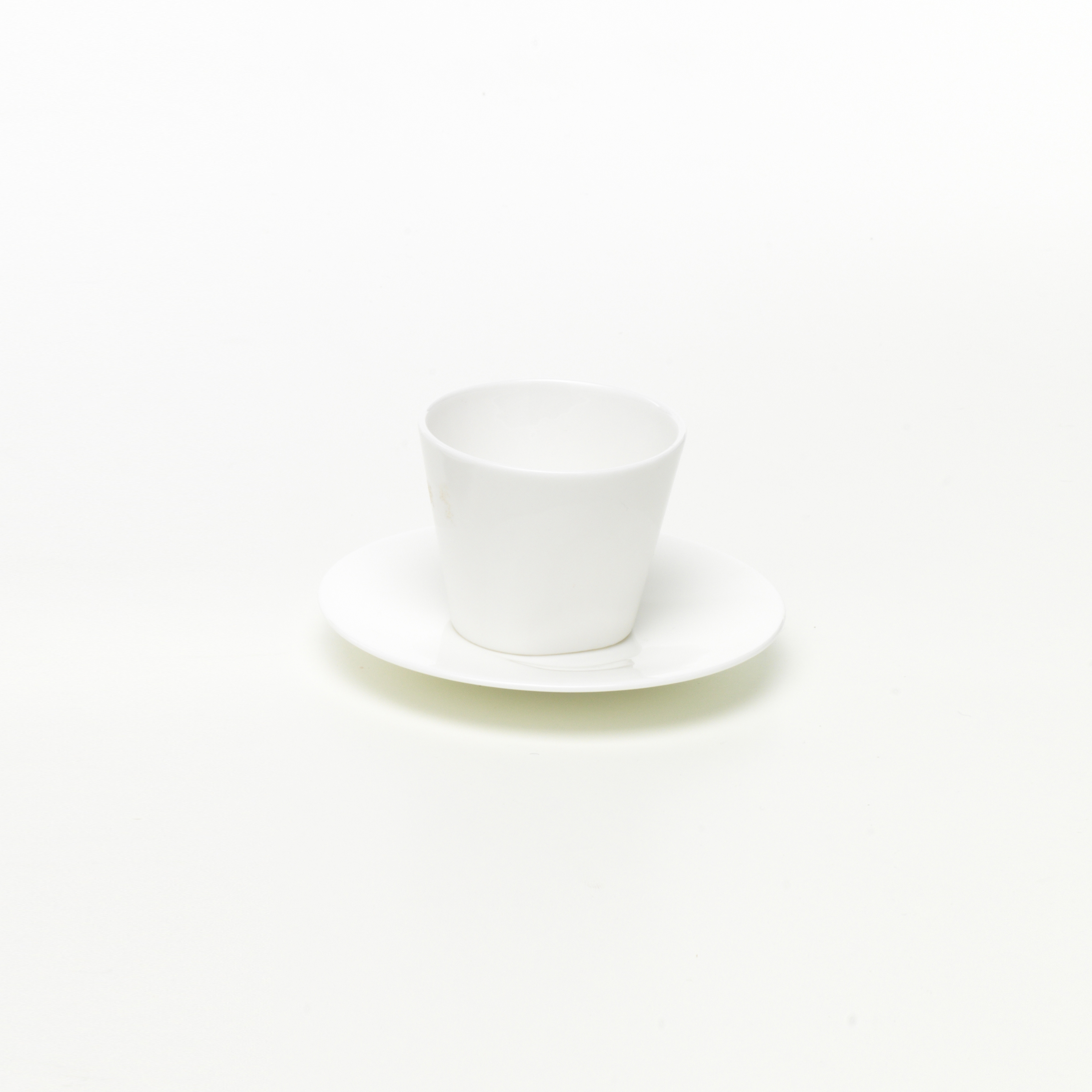 Display product Arena | Espresso Cup from manufacturer Skitsch by Hub Design