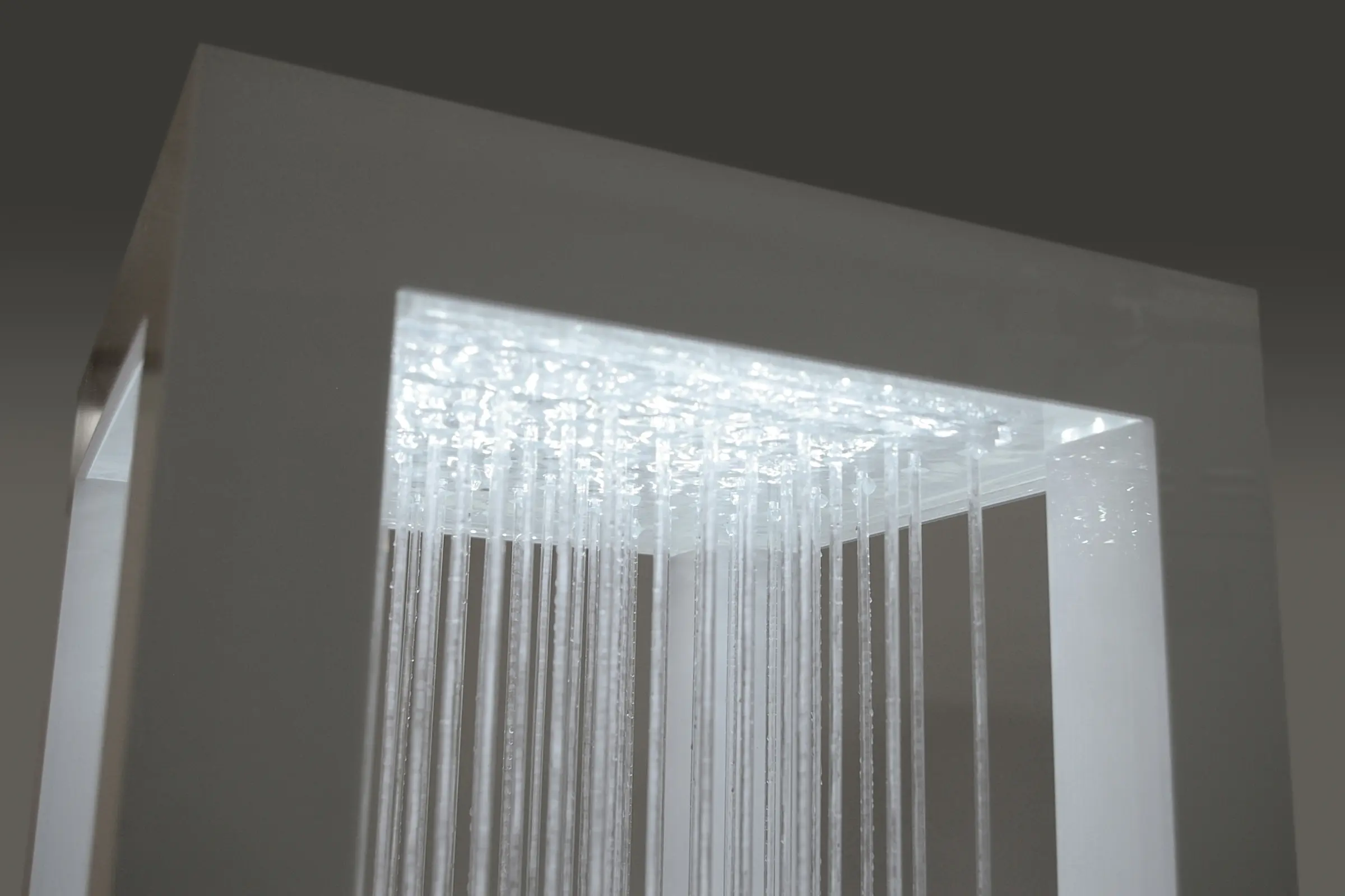 Oliver Kessler - Rain3 [Raincube] high plinth