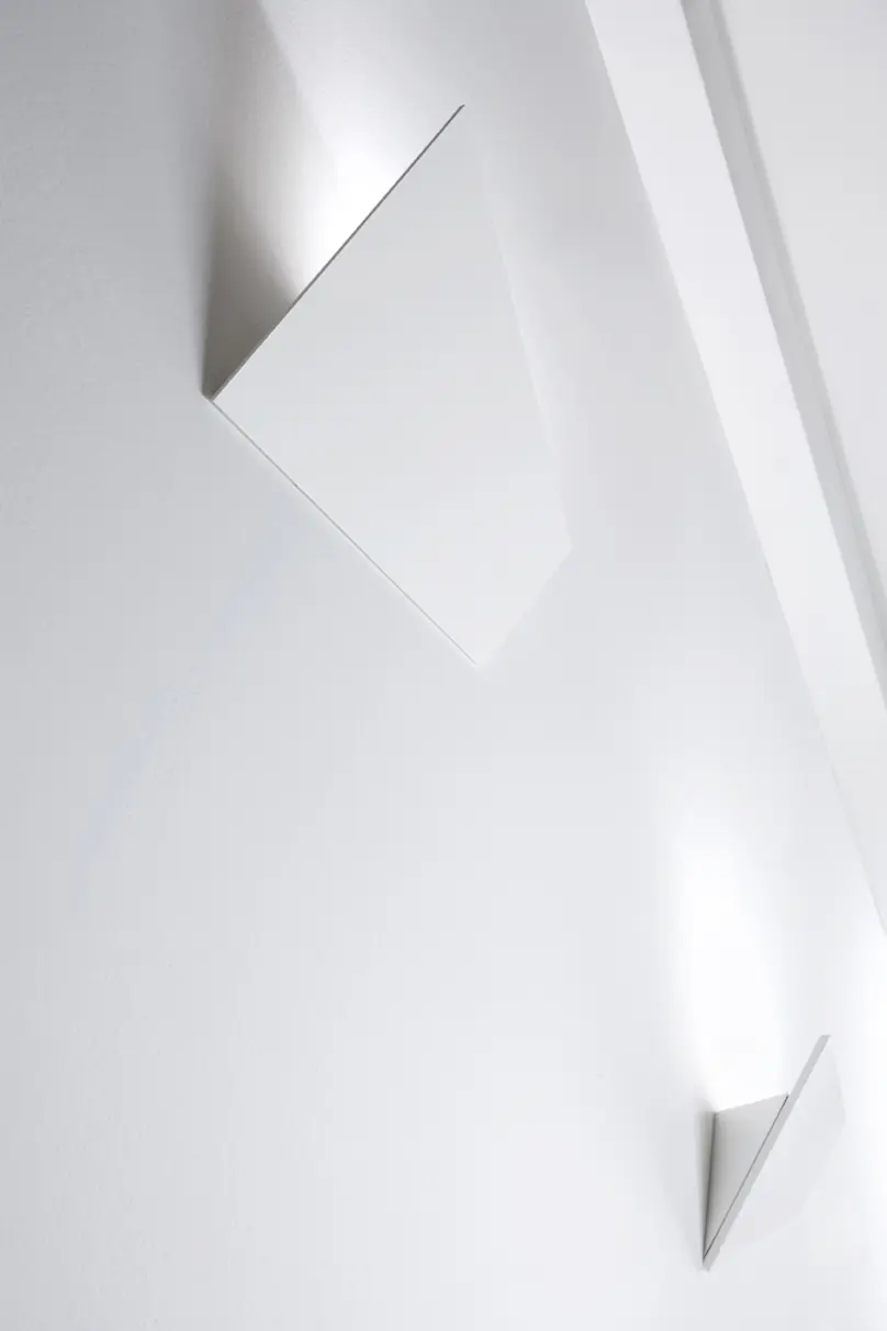 LUCENTE - Verso Wall light