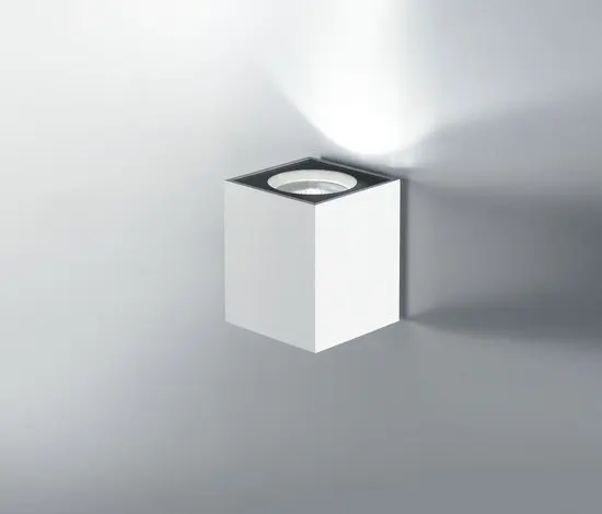 LUCENTE - Cu-Bic Wall light