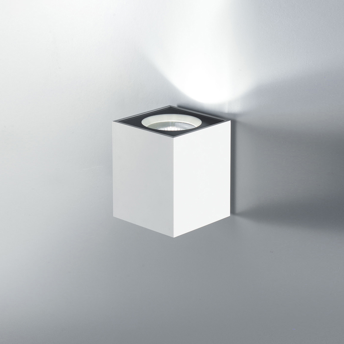 Afficher le produit Cu-Bic Luminaire murau du fabricant LUCENTE