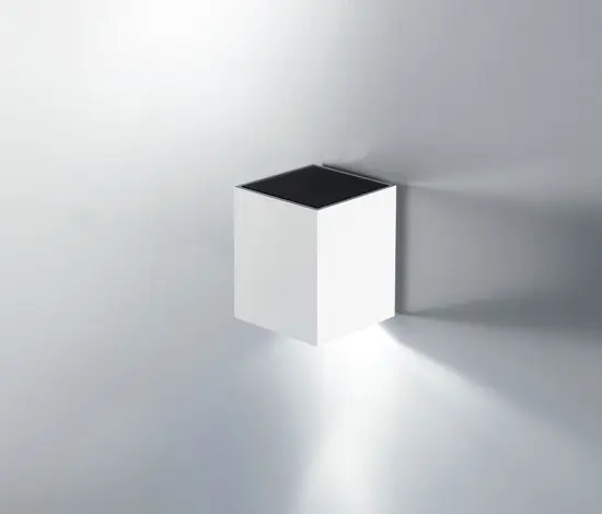 LUCENTE - Cu-Bic Lampade da parete