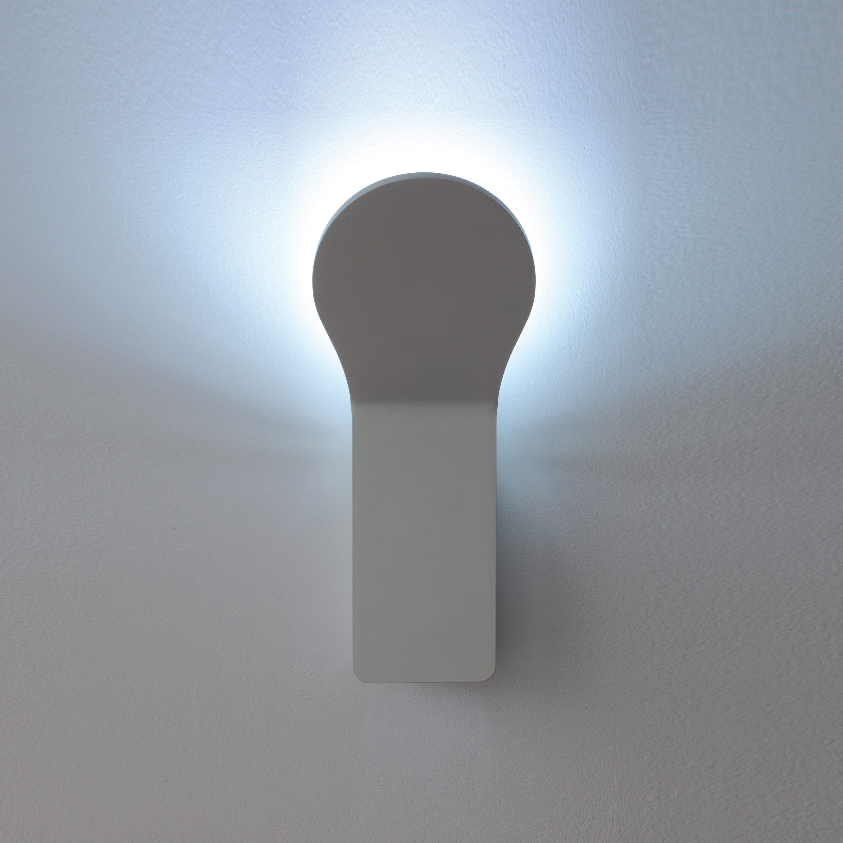 Display product Clivia Wall light from manufacturer LUCENTE