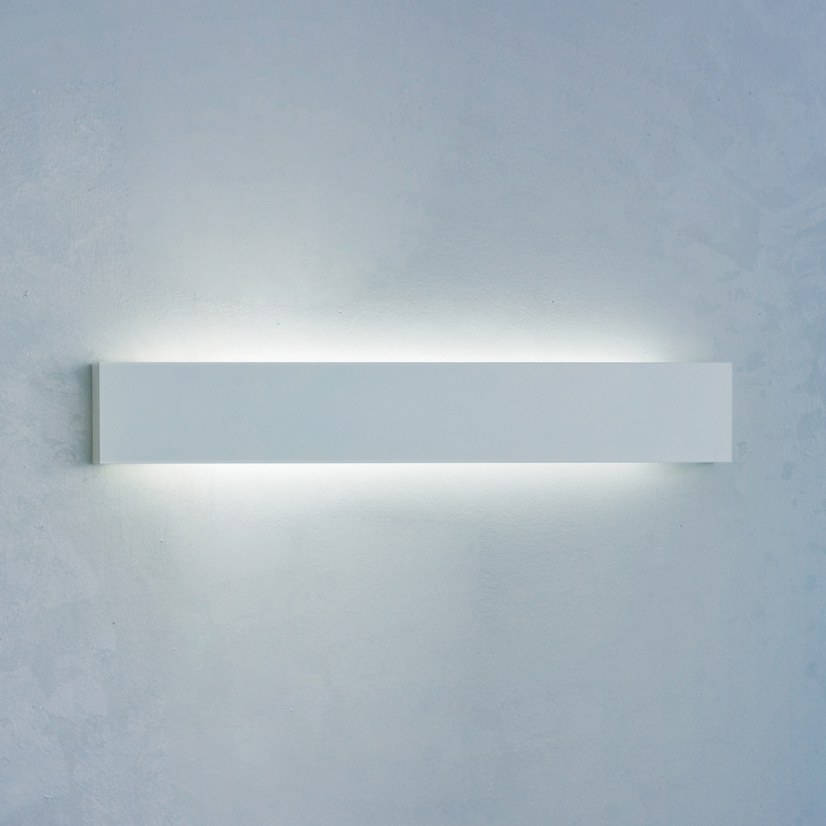 Display product River Wall light from manufacturer LUCENTE