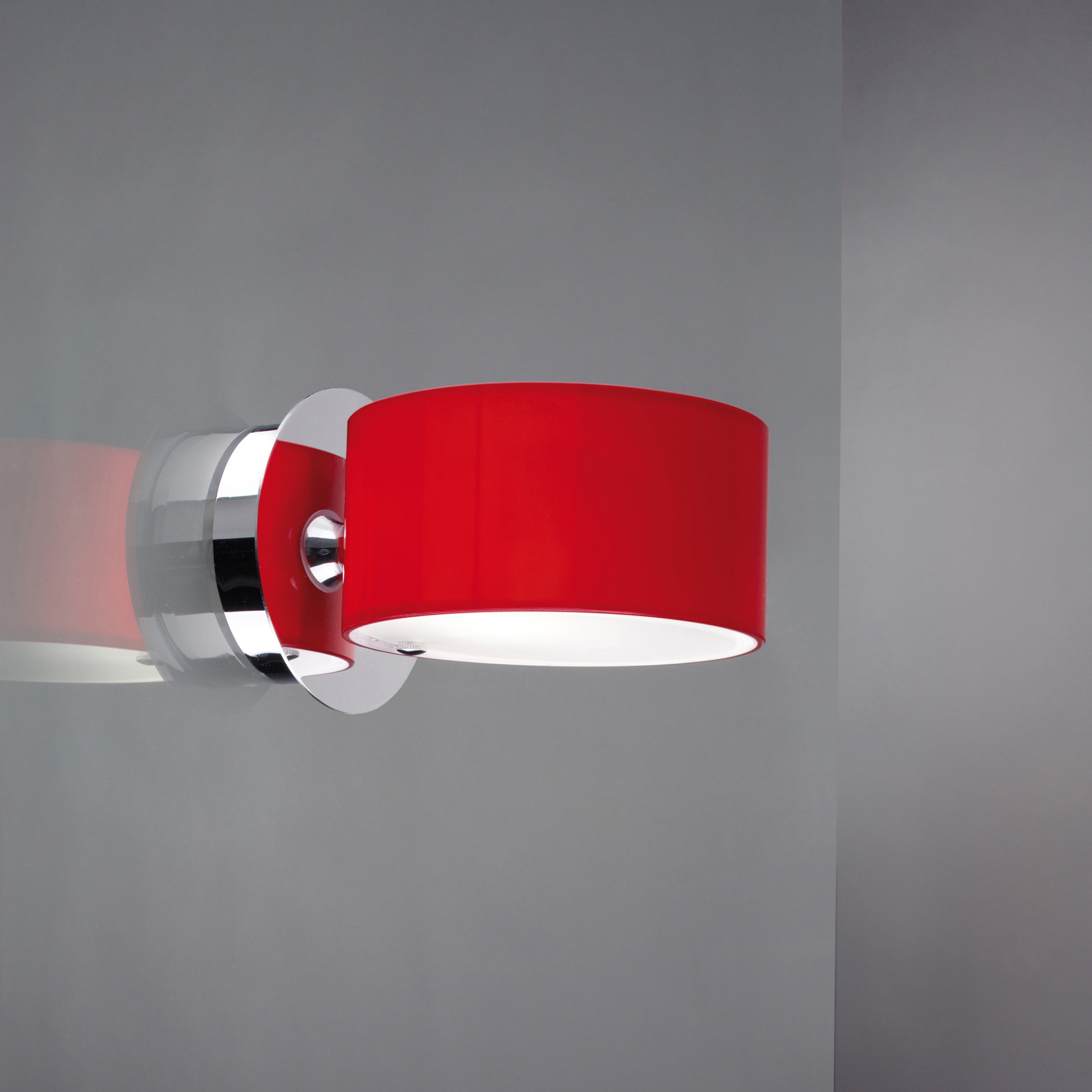 Display product Jaki Wall light from manufacturer LUCENTE