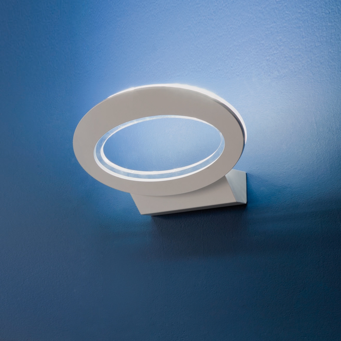 Afficher le produit Eletta Luminaire muraux du fabricant LUCENTE