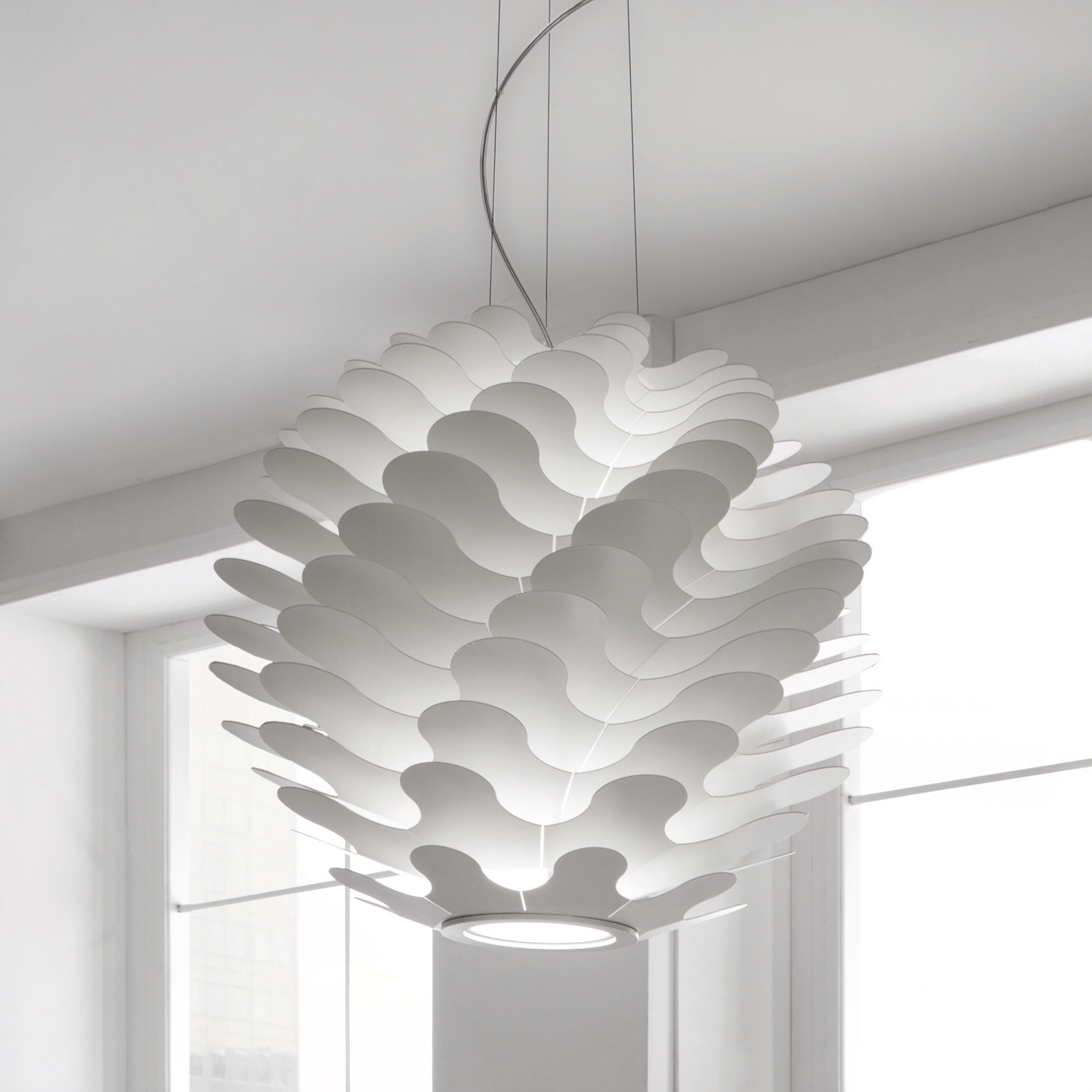 Display product Libera Pendant light from manufacturer LUCENTE