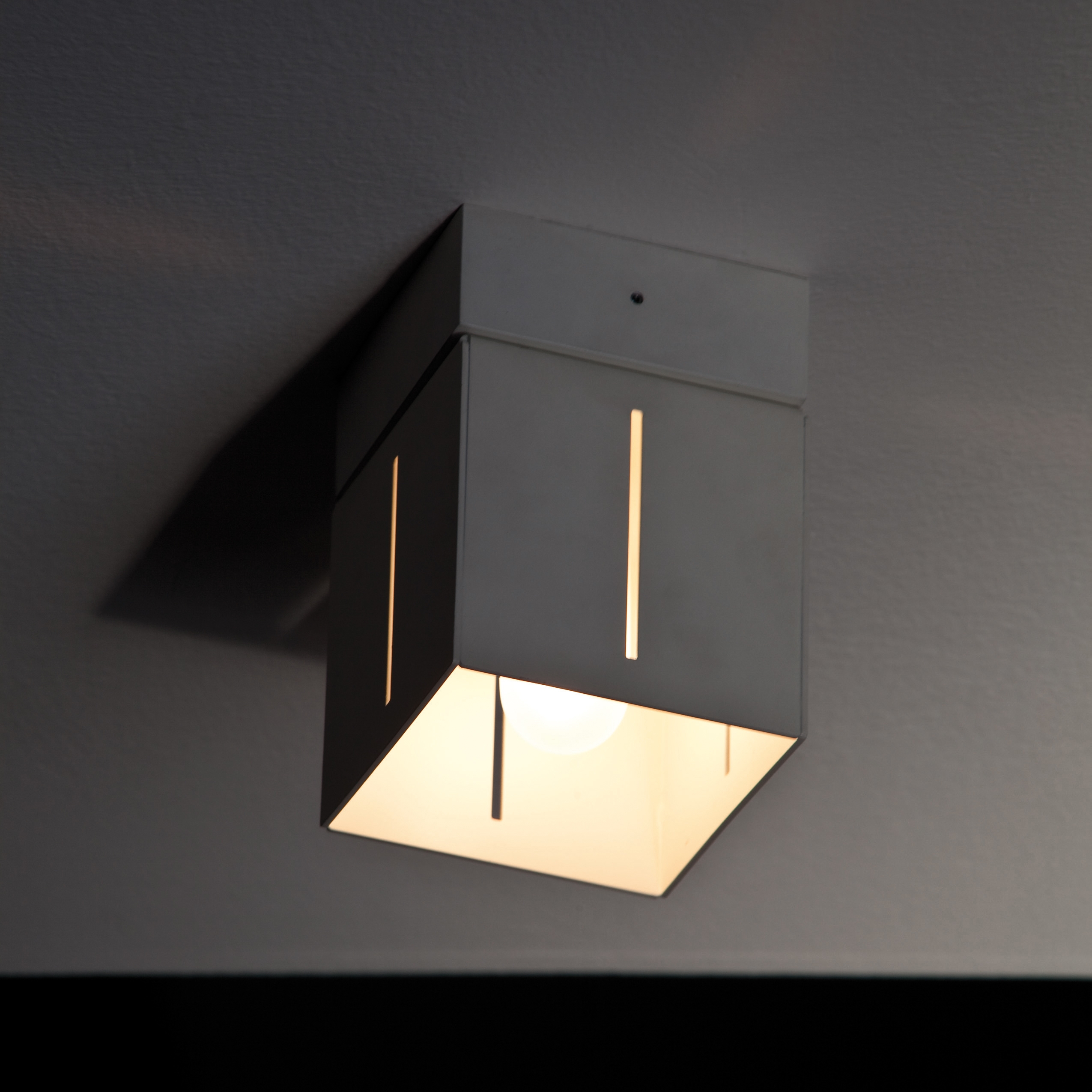 Mostrar el producto Mini Iluminación de techno del fabricante LUCENTE