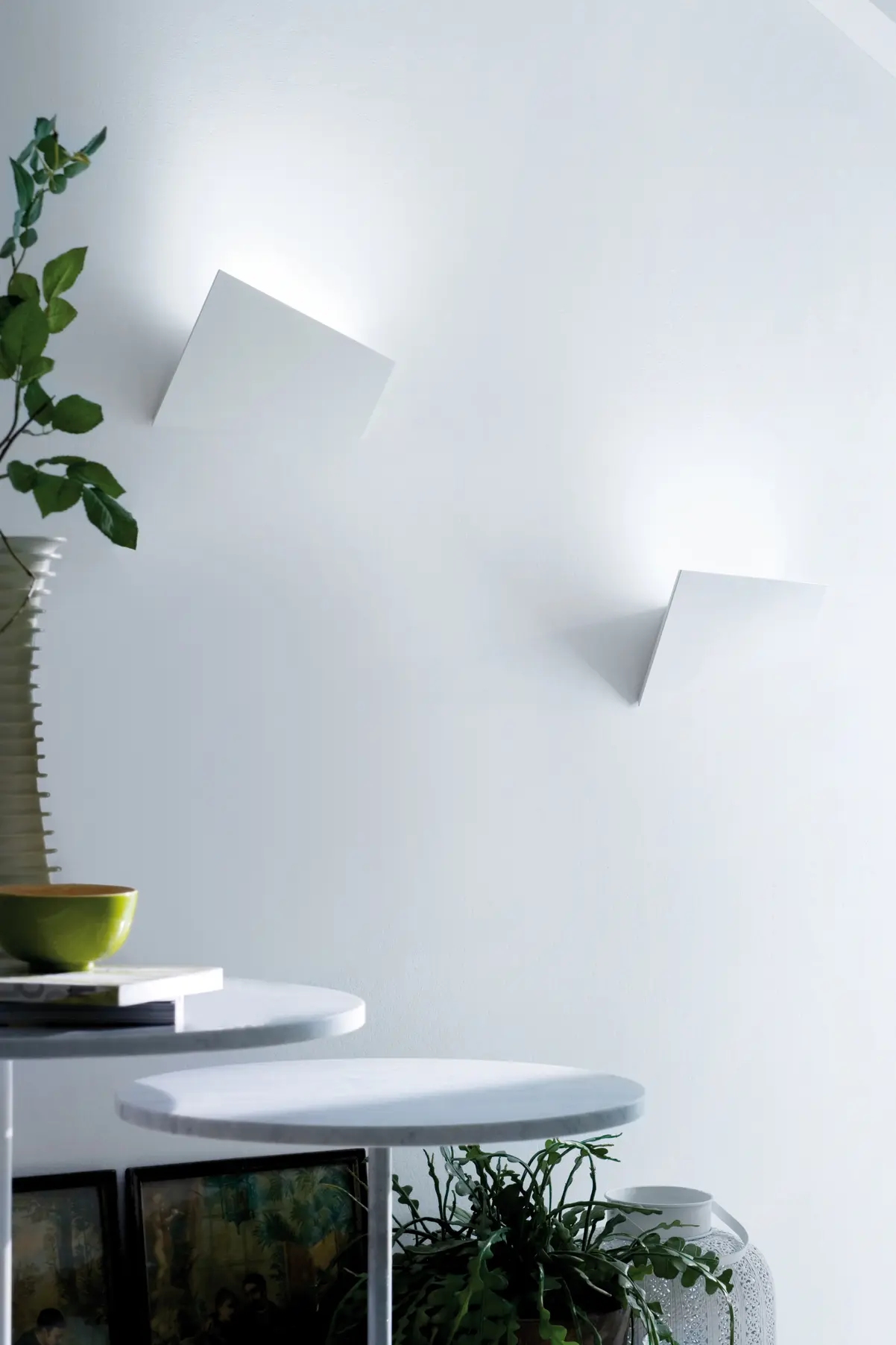 LUCENTE - Verso Wall light