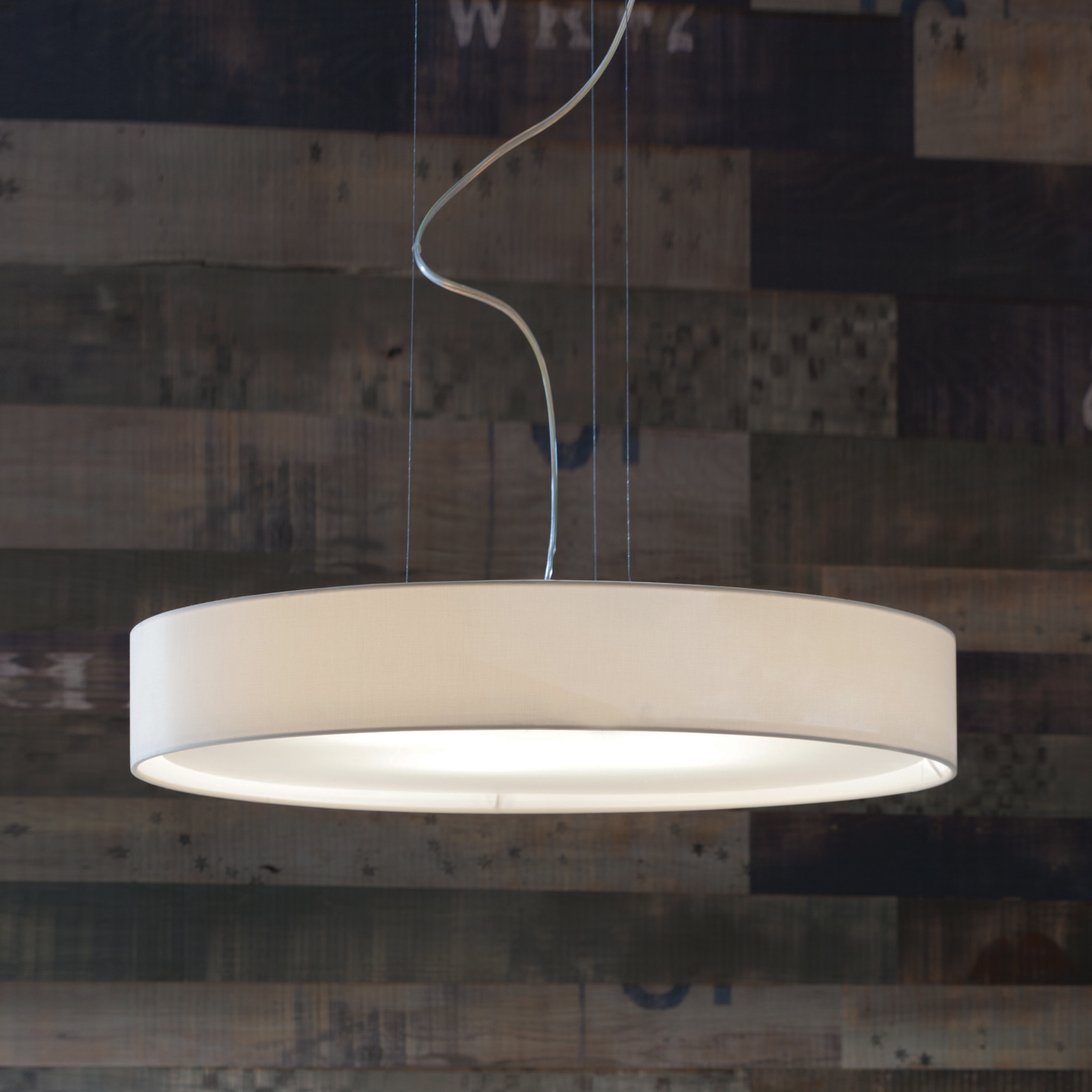 Afficher le produit Mirya Luminaire suspendu du fabricant LUCENTE