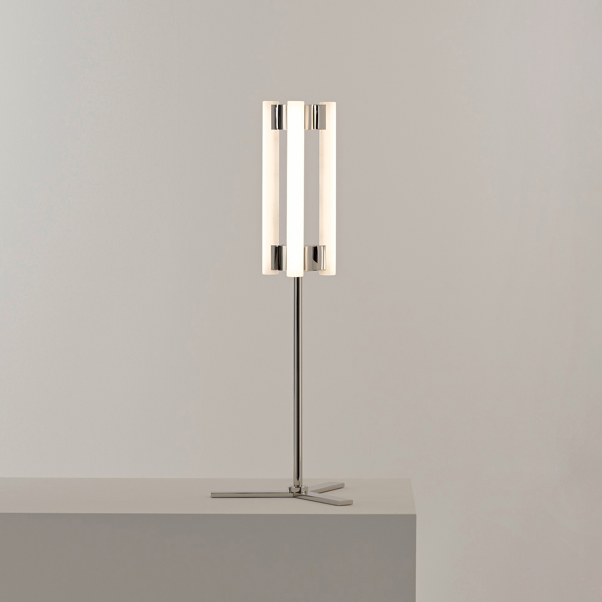 Display product LIA Table 30 from manufacturer KAIA