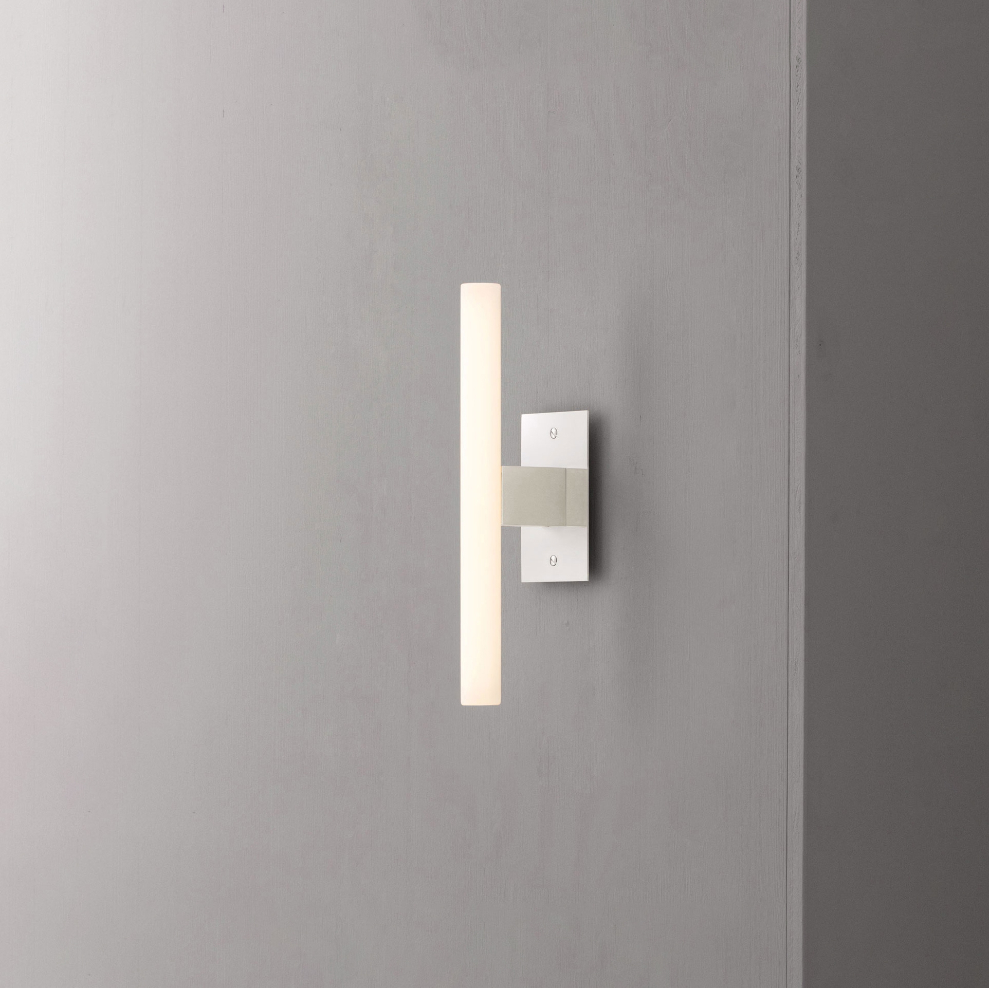 Produkt NEA Wall / Ceiling Plate 30 des Herstellers KAIA anzeigen