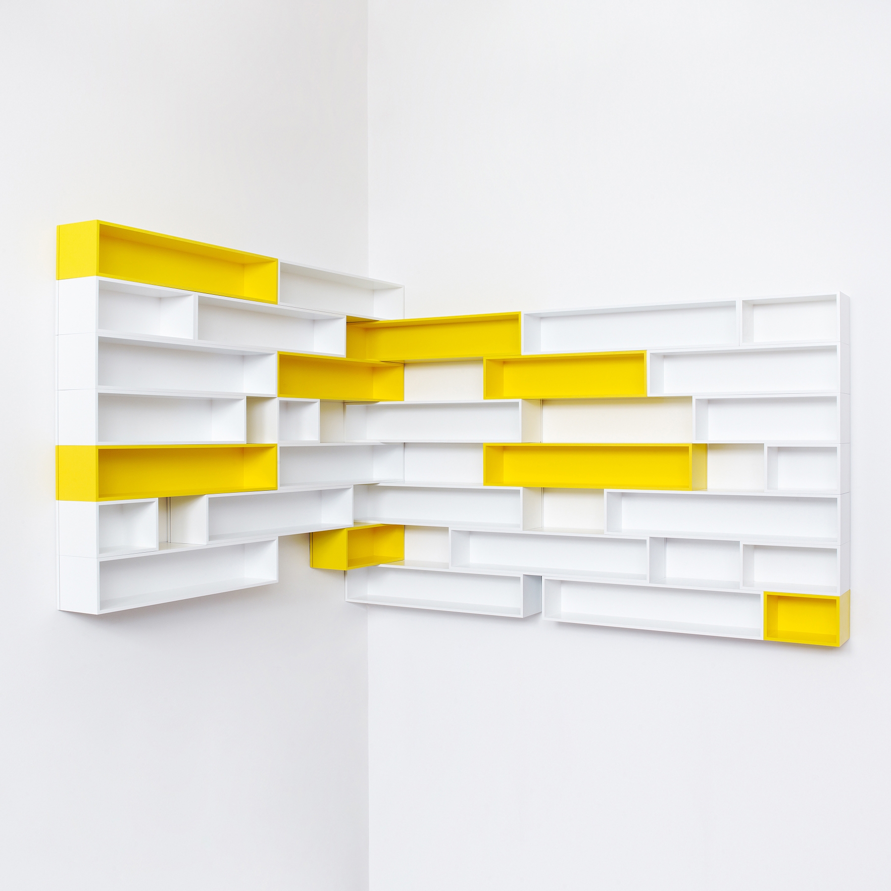 Display product Cubit shelving system from manufacturer Cubit